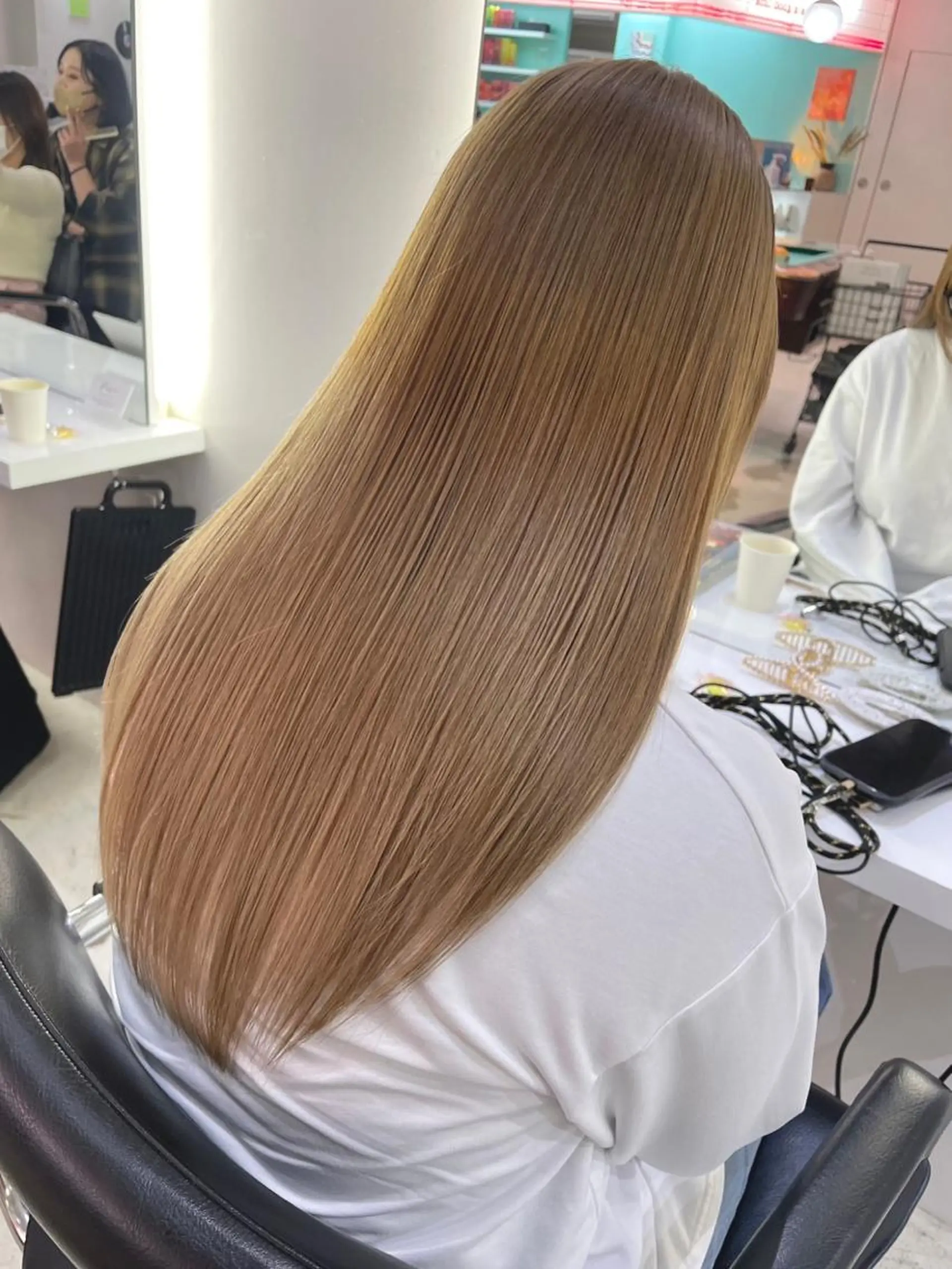 ミディアム カラー ヘアカラー トリートメント 🦄垢抜けボブ特化× 暖色カラー未来🦄のヘアスタイル