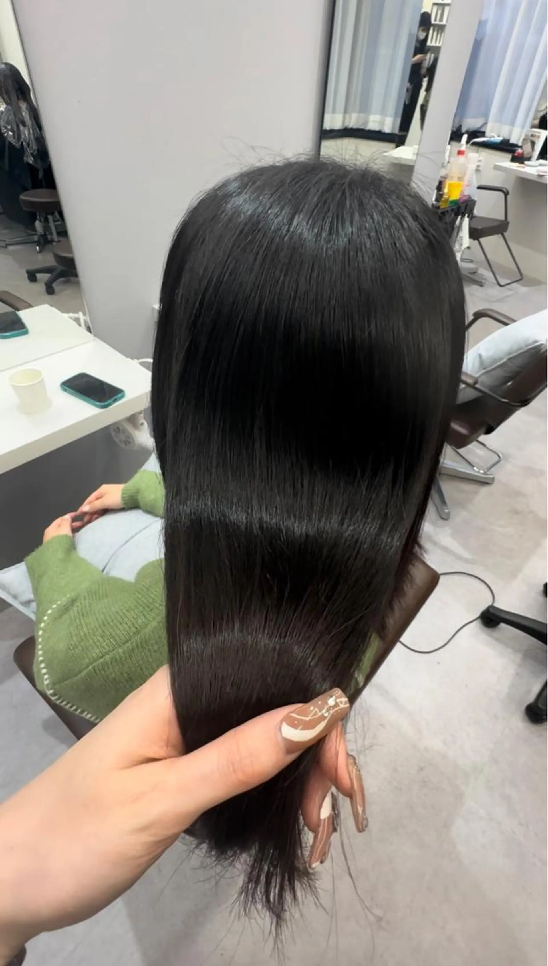 セミロング カット ヘアカラー 縮毛矯正 トリートメント 韓国風✨髪質改善✨ 縮毛矯正✨松浦知奈美のヘアスタイル