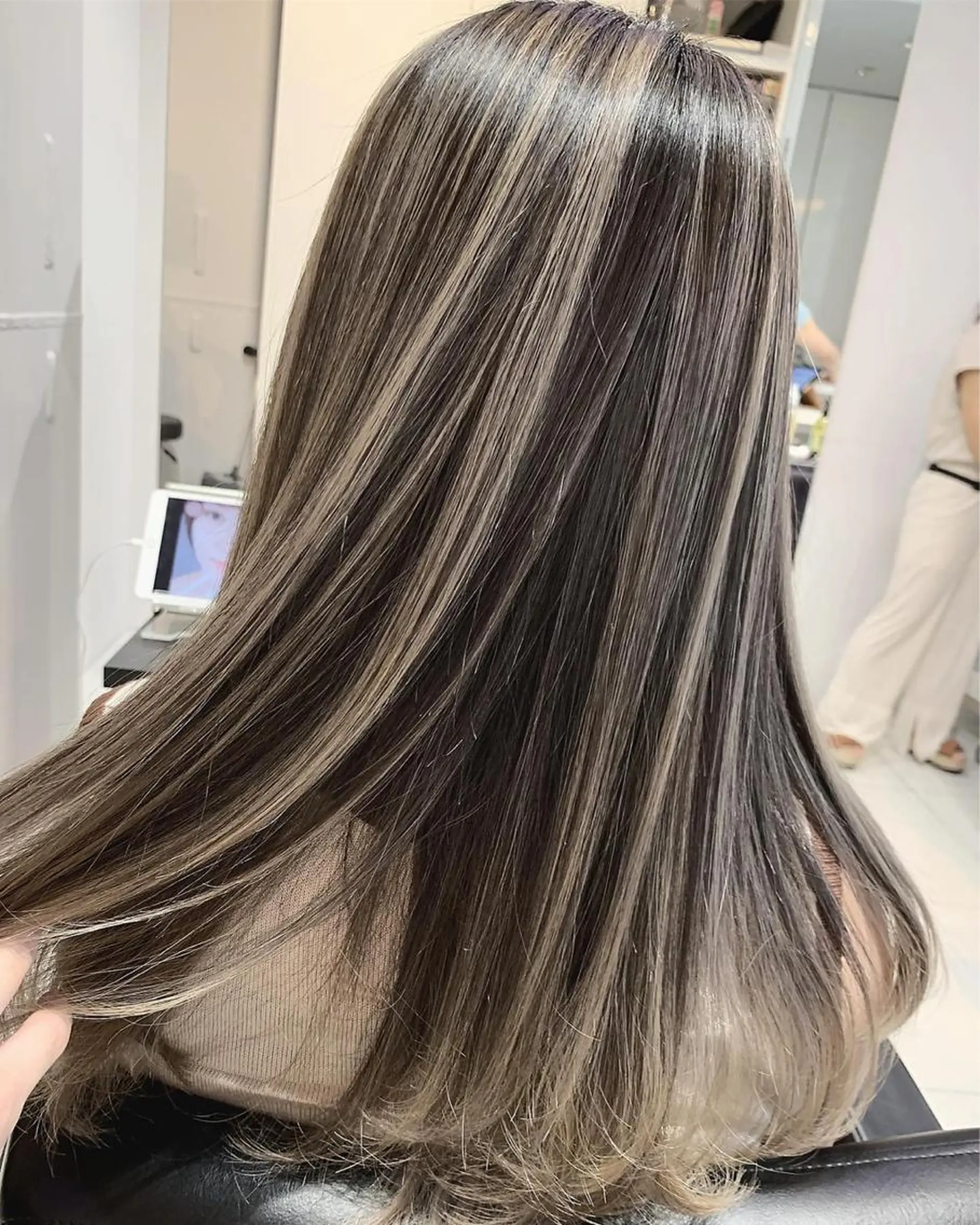 ロング カラー ヘアアレンジ 髪質改善land千葉所属・阿部 圭悟のヘアスタイル