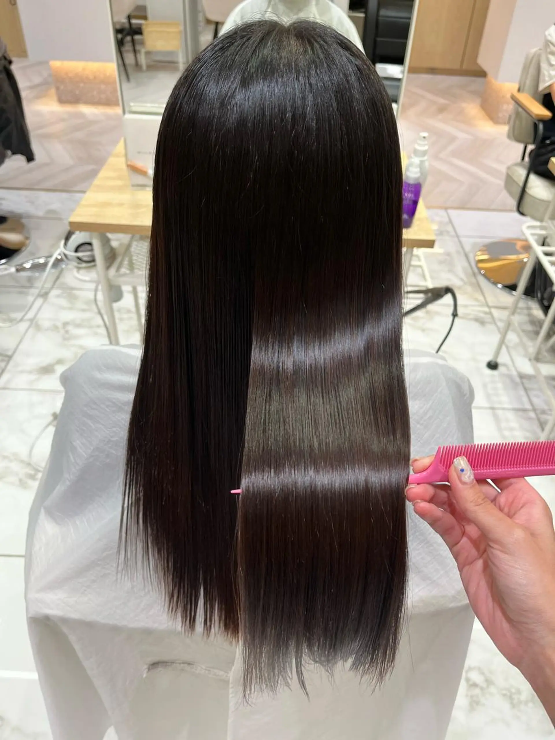 セミロング トリートメント ∴Sanae. ∴ トータルビューティーのネイルデザイン