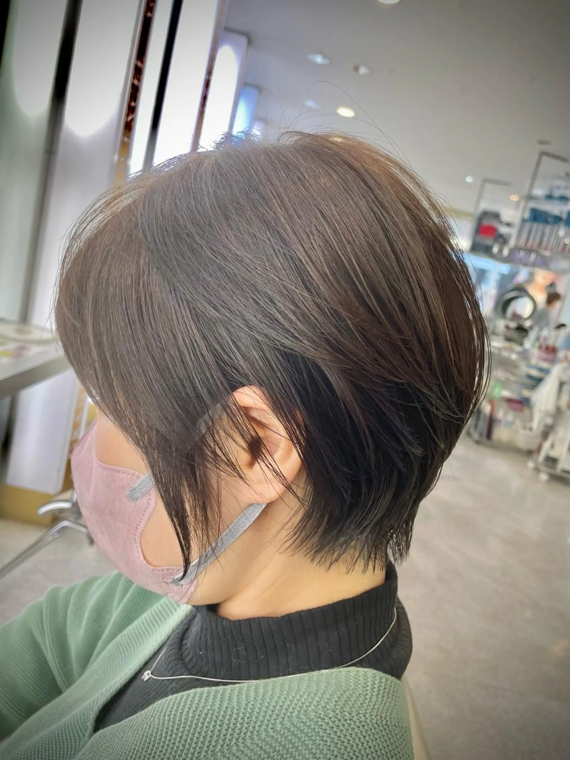 ショート Ms.CHARM【ミズチャーム】所属・韓国/レイヤーカット 顔周り/廣瀬達哉のヘアスタイル