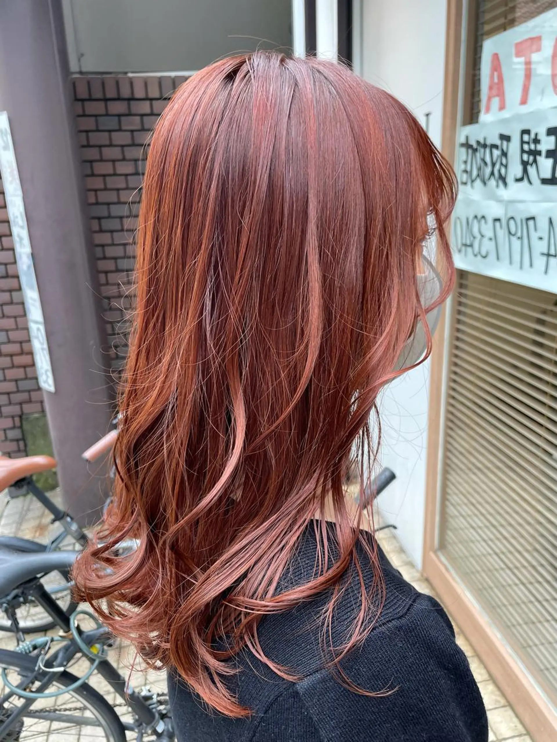 ミディアム SAEKI【ior 】北千住店ブリーチのヘアスタイル