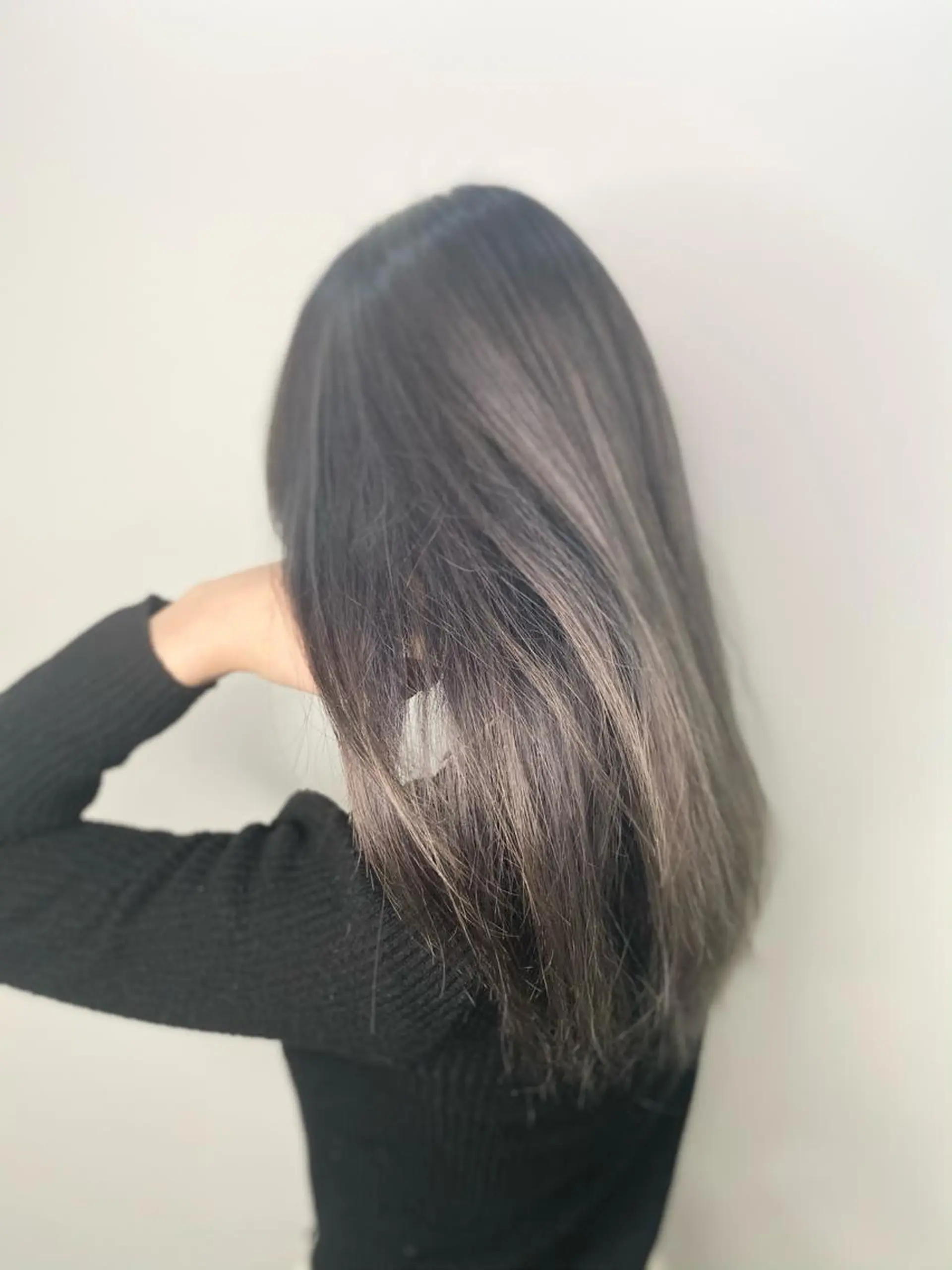 ロング カラー ブリーチ ケアブリーチ シルバー opus 店長大和 レイヤー/赤み消しのヘアスタイル