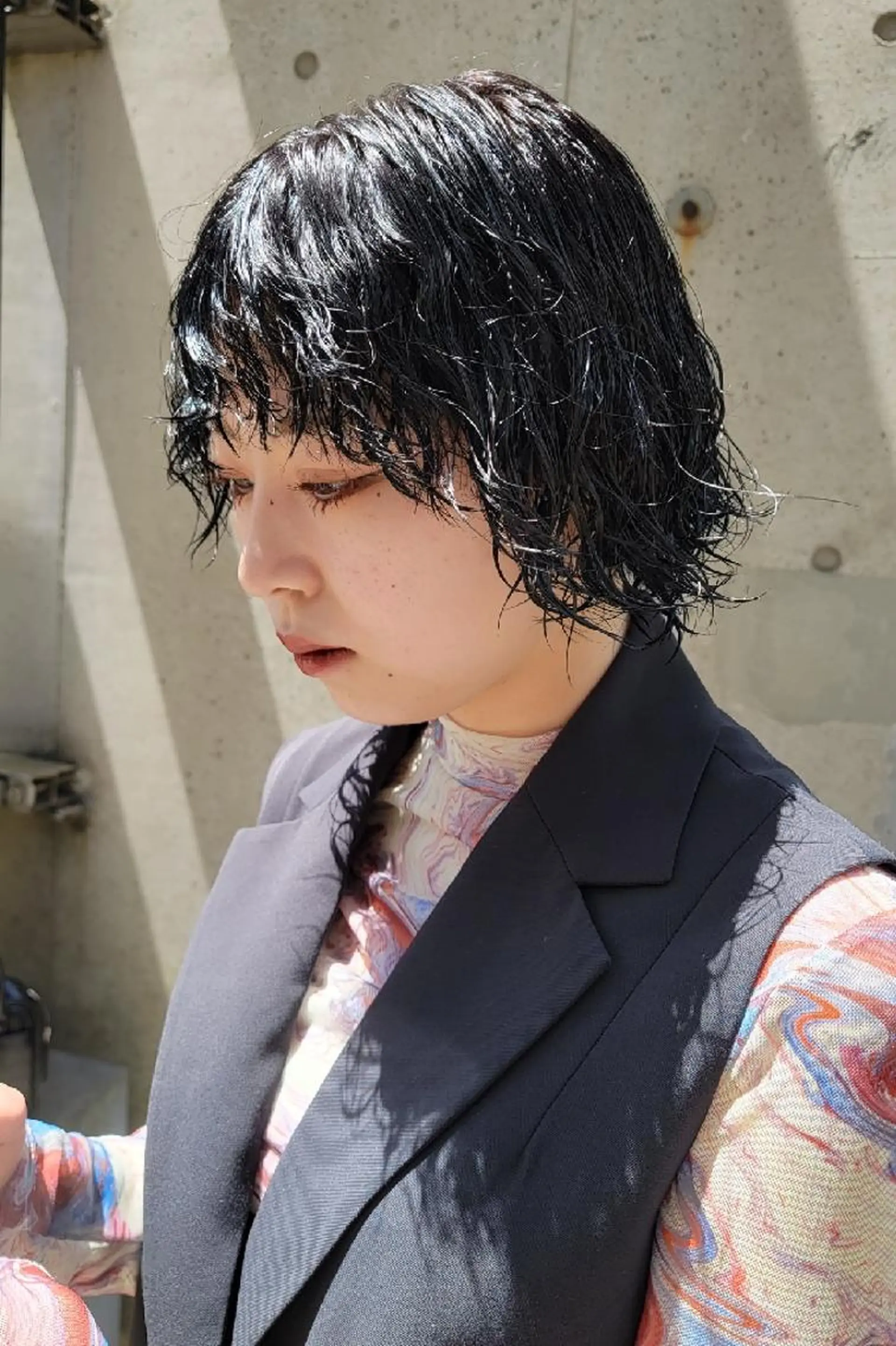 パーマ ミディアム OMA　片岸 信征のヘアスタイル