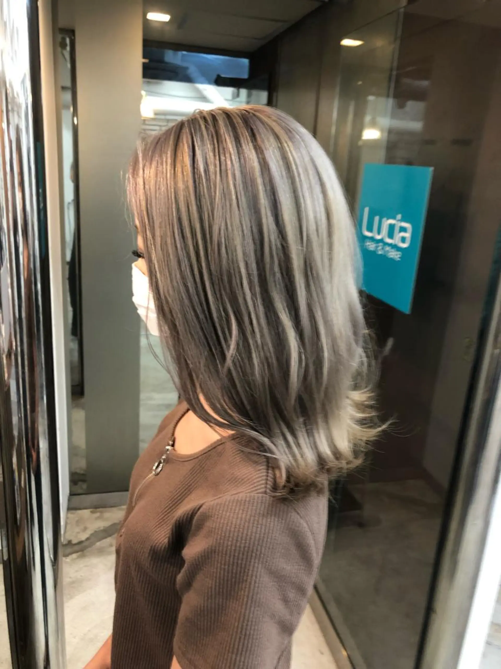 ミディアム ✨艶感/透け感✨Sherry所属・艶髪/ハイトーン Sherryのヘアスタイル