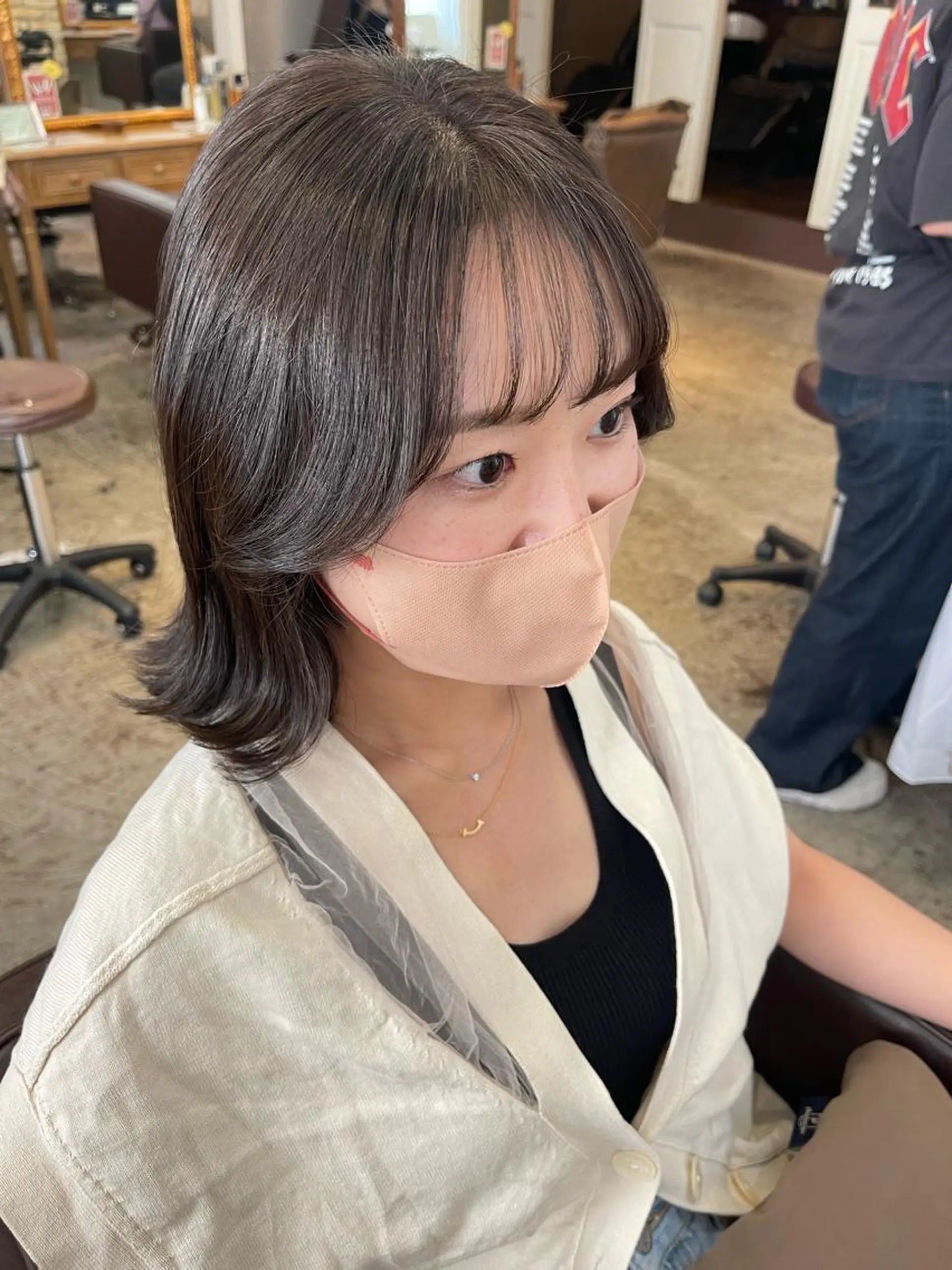 ミディアム カラー ベージュカラー オリーブベージュ くびれヘア 韓国風ヘア 🫧chinatsu 🫧のヘアスタイル