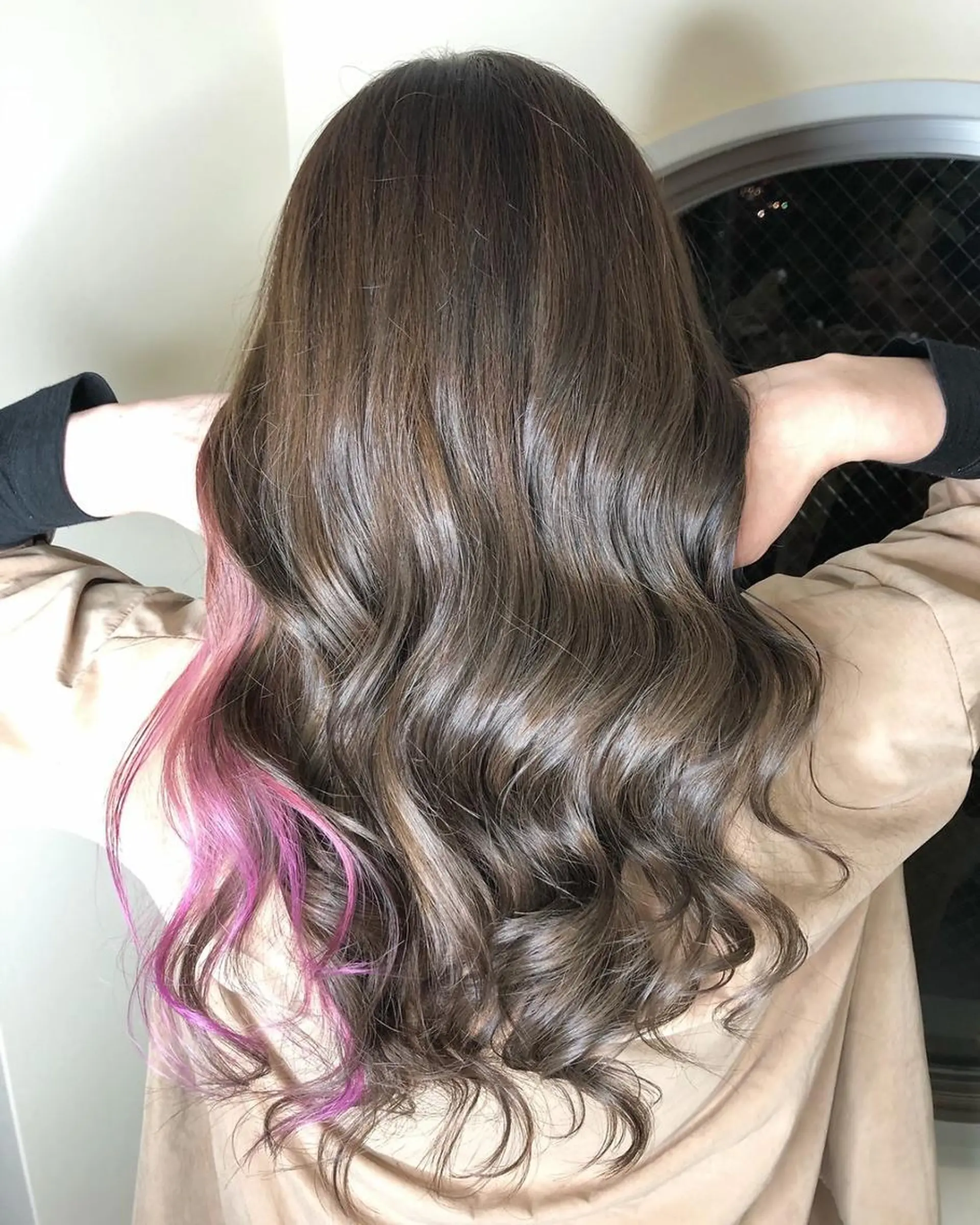 ロング カラー 上霜 菜月のヘアスタイル