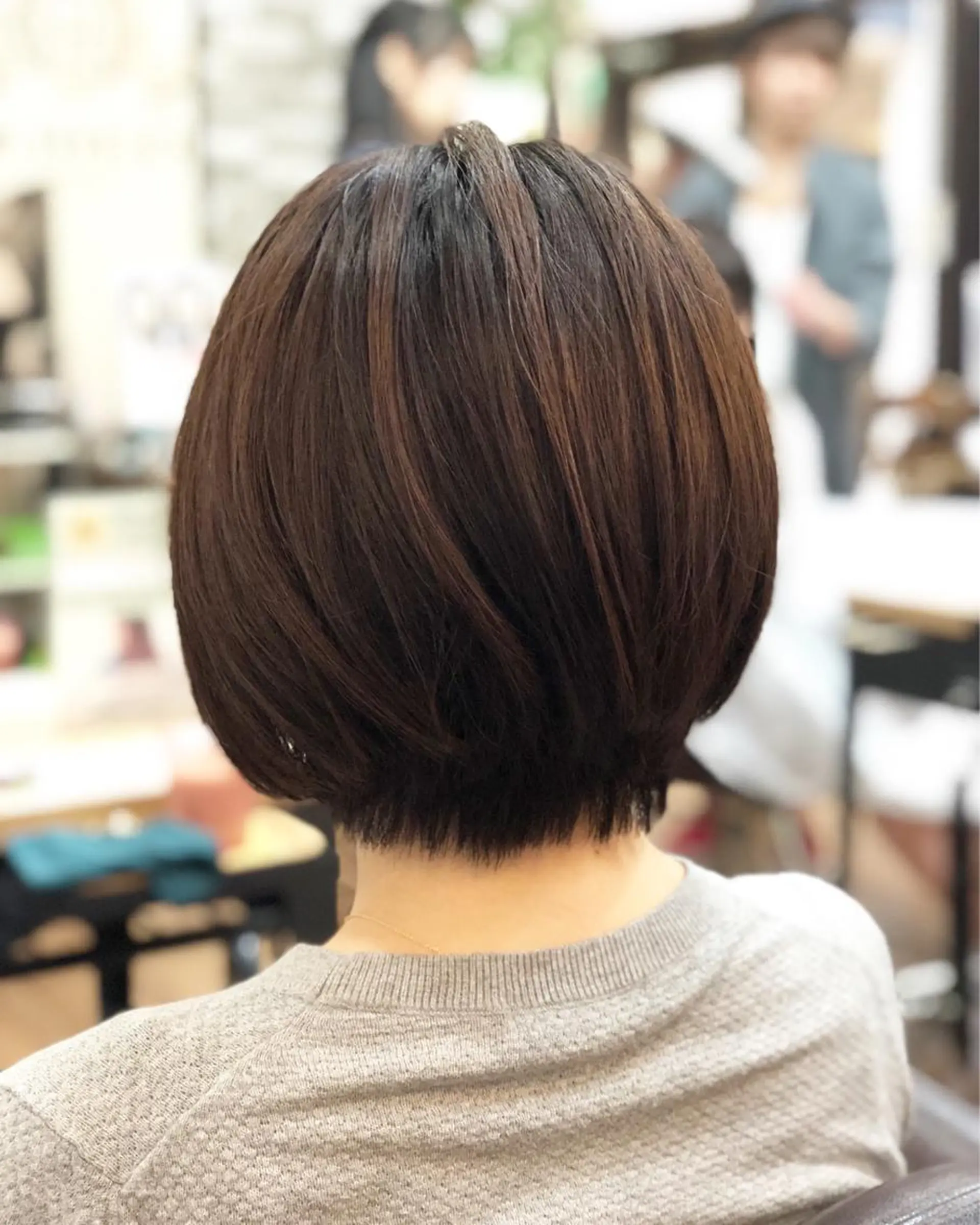 ショート カラー 國村 優のヘアスタイル