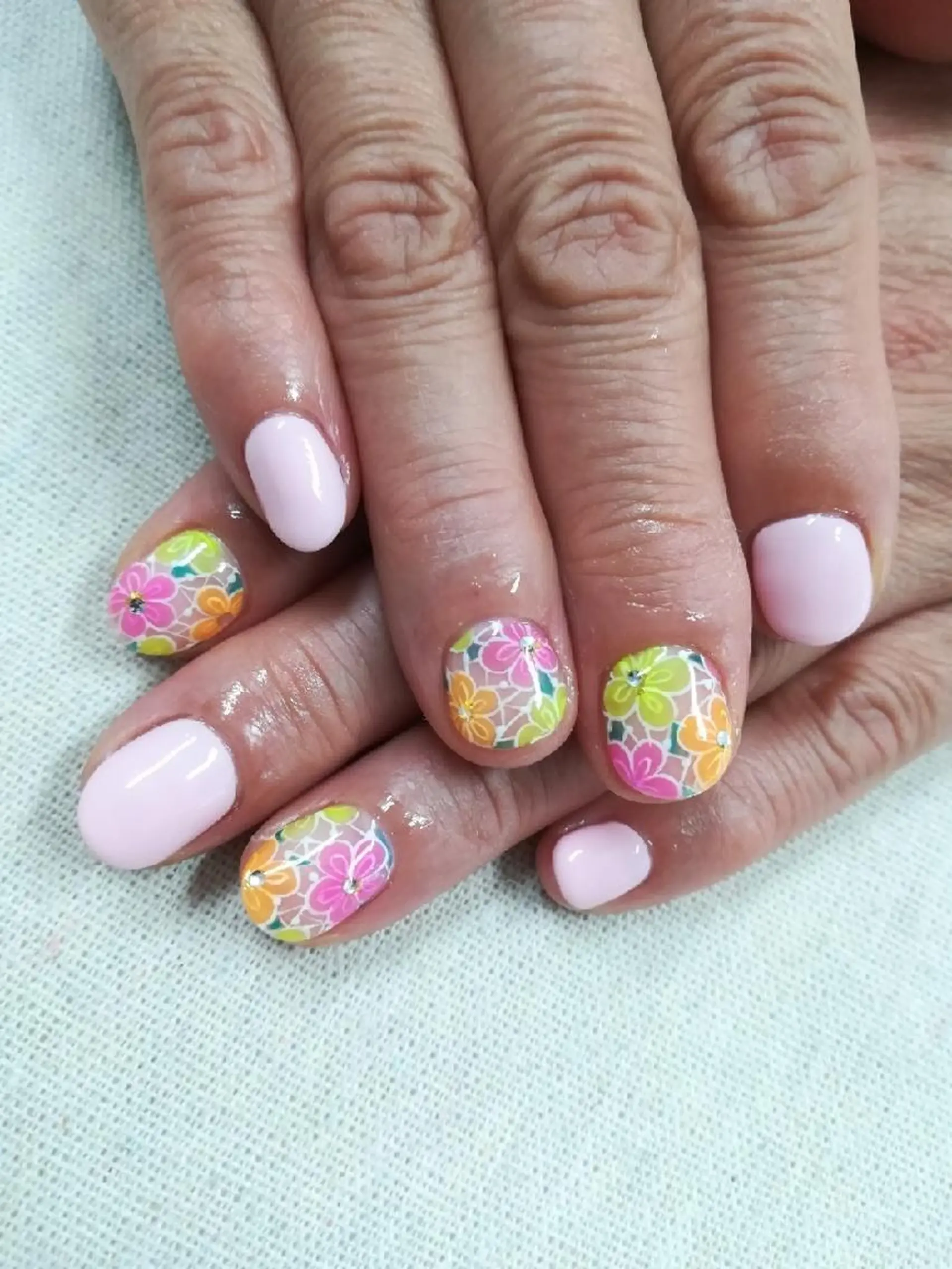 ネイル tomonail eyelistのマツエク・マツパデザイン