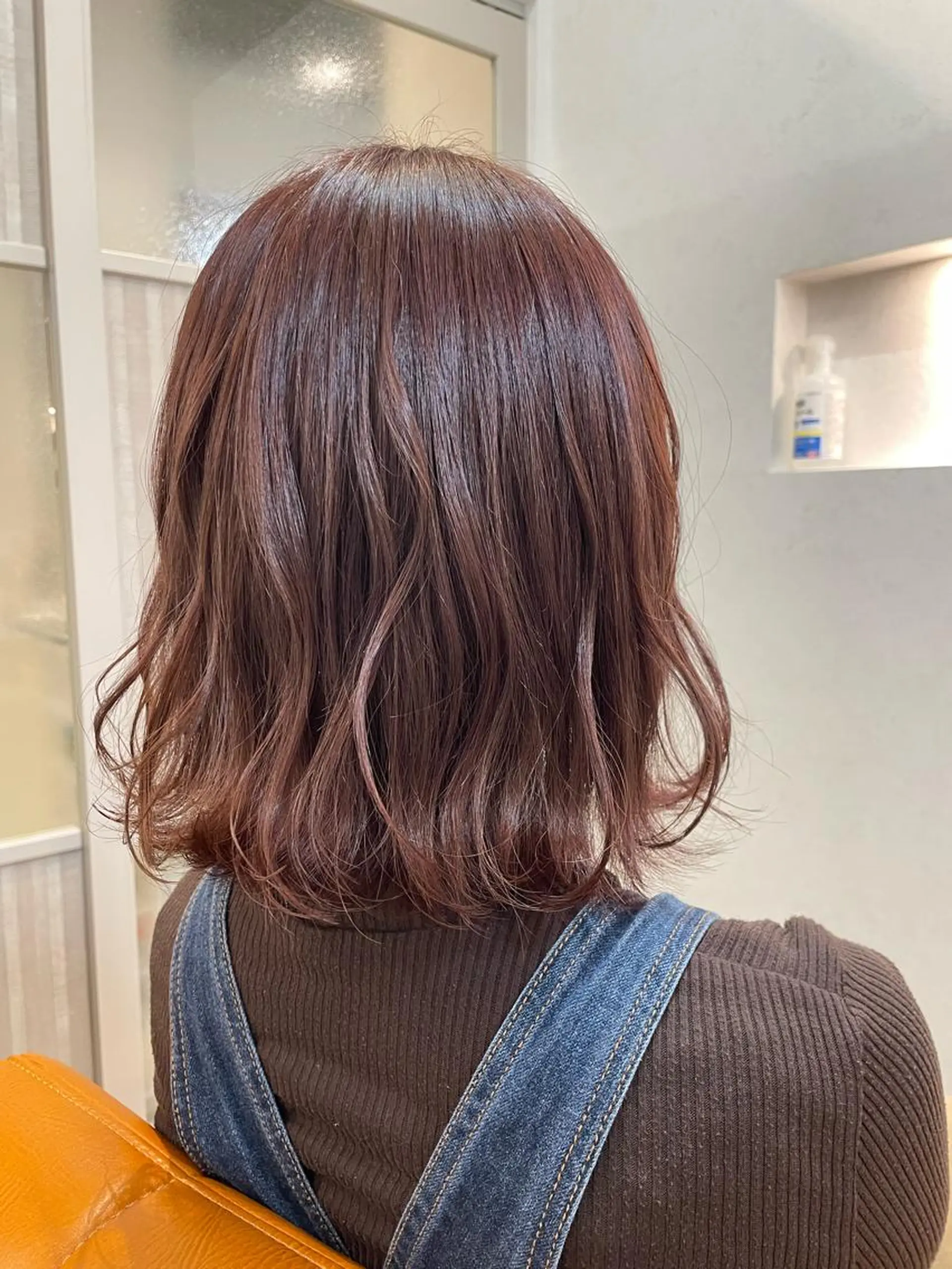 ミディアム 小松崎 結花のヘアスタイル