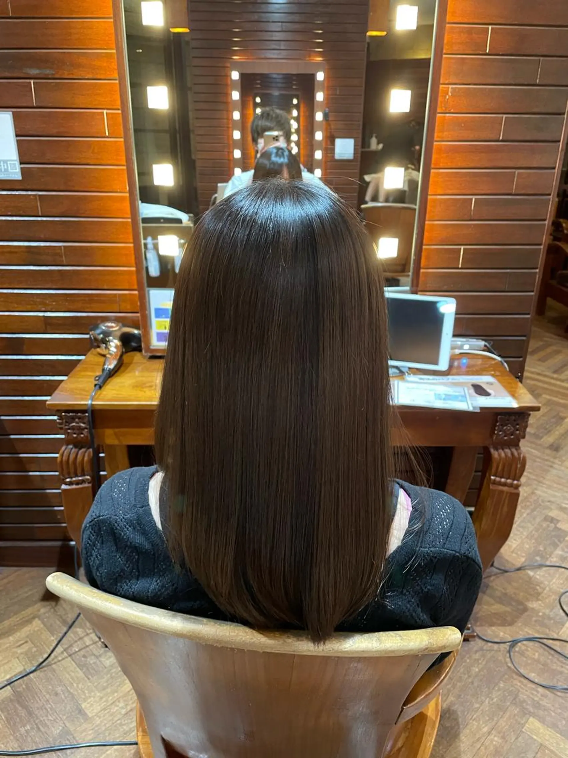 ミディアム stylist YUTOのヘアスタイル