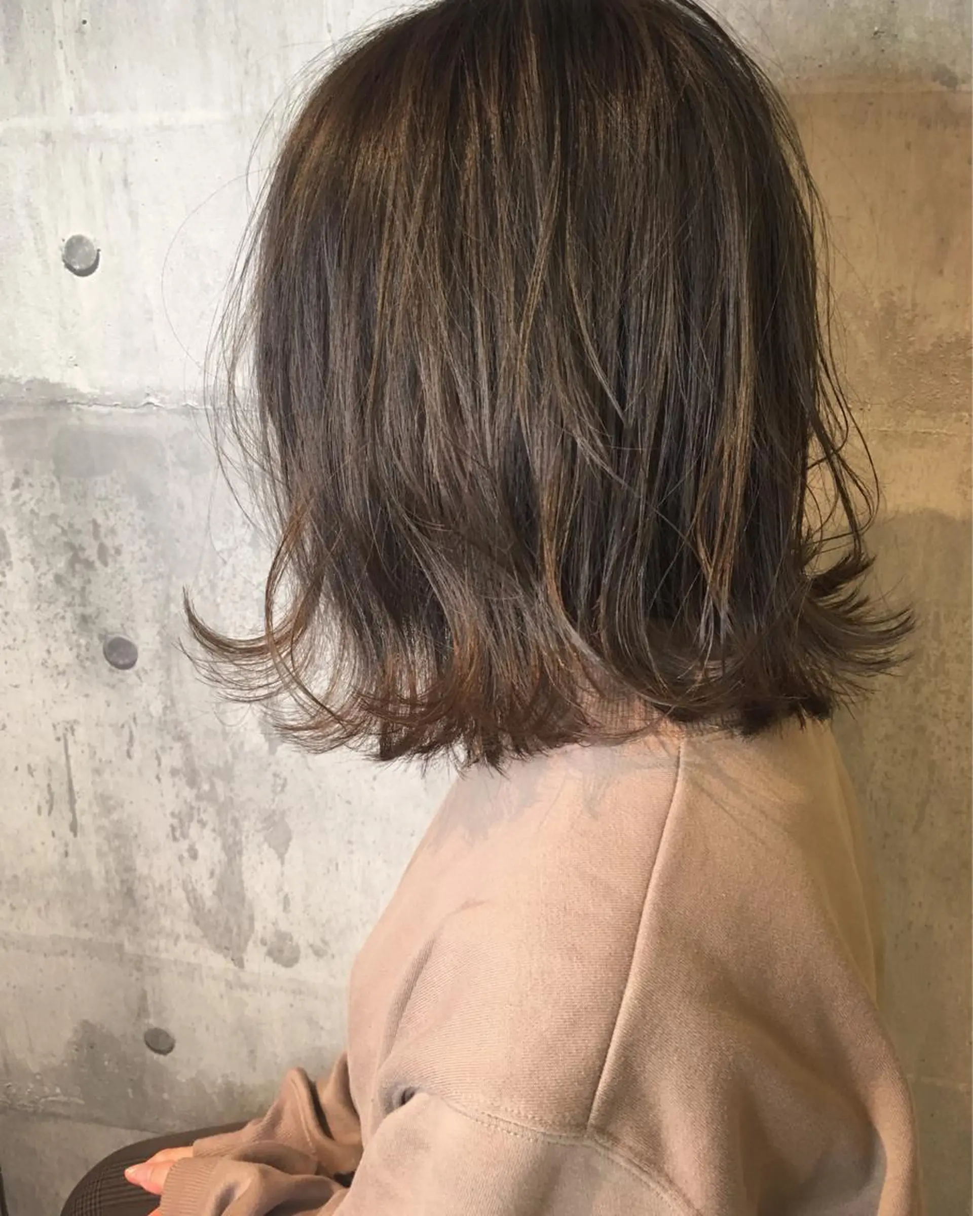 ミディアム カラー ベージュカラー ショコラベージュ カット ヘアカラー トリートメント 髪質改善ｶﾗｰ ｹｱﾌﾞﾘｰﾁ/ﾀﾑのヘアスタイル