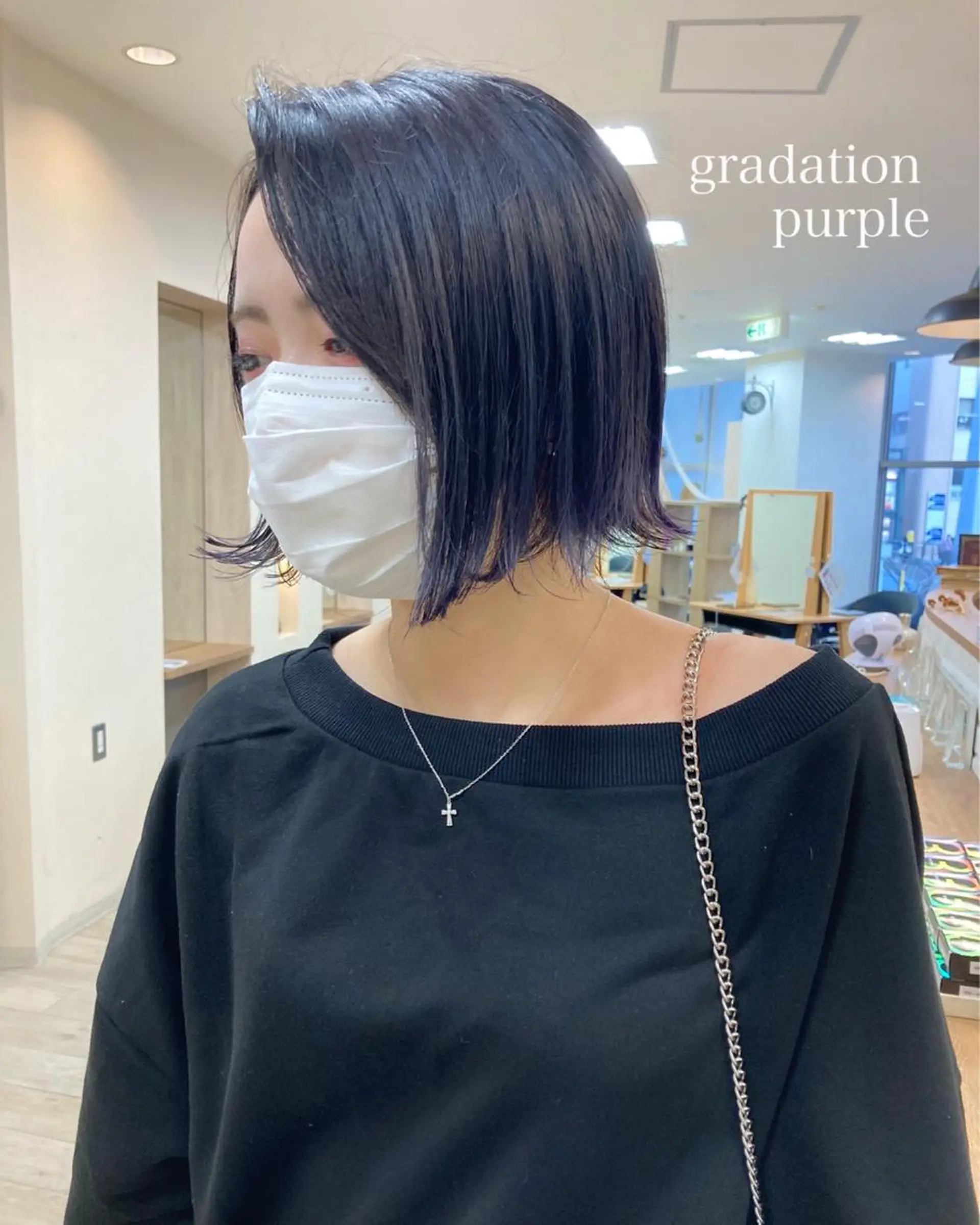 ショート カラー 切りっぱなしボブ ショートボブ ハンサムショート ブリーチ グラデーションカラー カット ヘアカラー トリートメント 朝がちょっと楽しくな るshort･bobのヘアスタイル