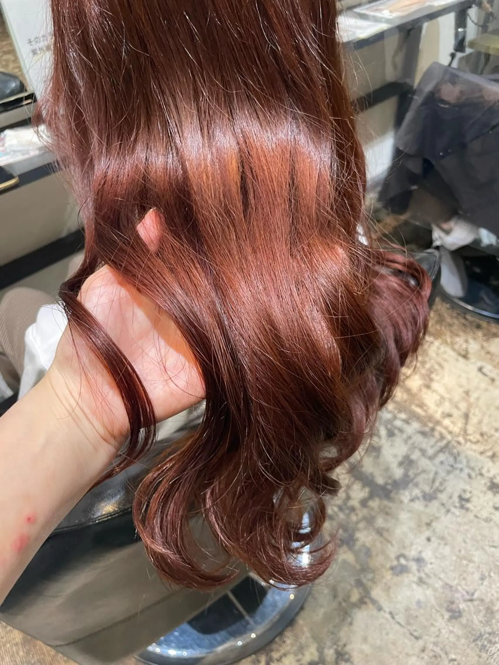 セミロング カラー akane .のヘアスタイル