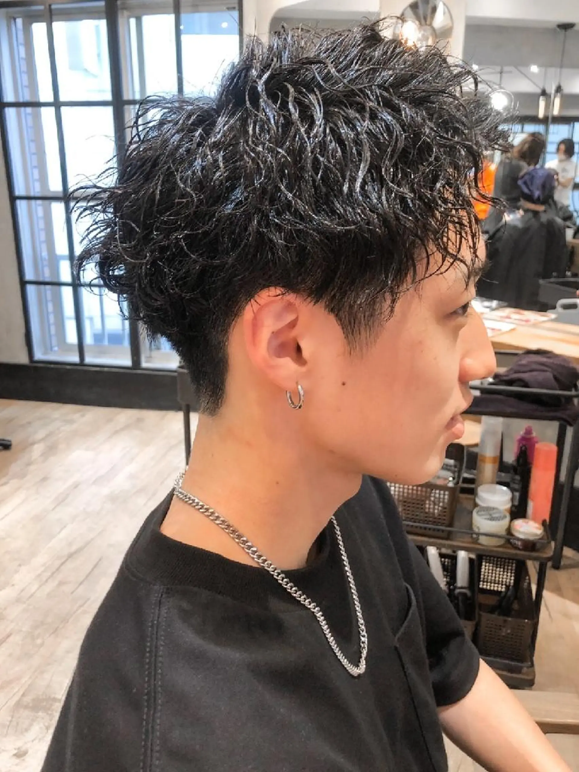 メンズ パーマ ショート センターパート メンズパーマ ツイストスパイラルパーマ スパイラルパーマ カット パーマ トリートメント ヘアセット amie高崎所属・高崎メンズパーマ 髪質改善TAKEのヘアスタイル