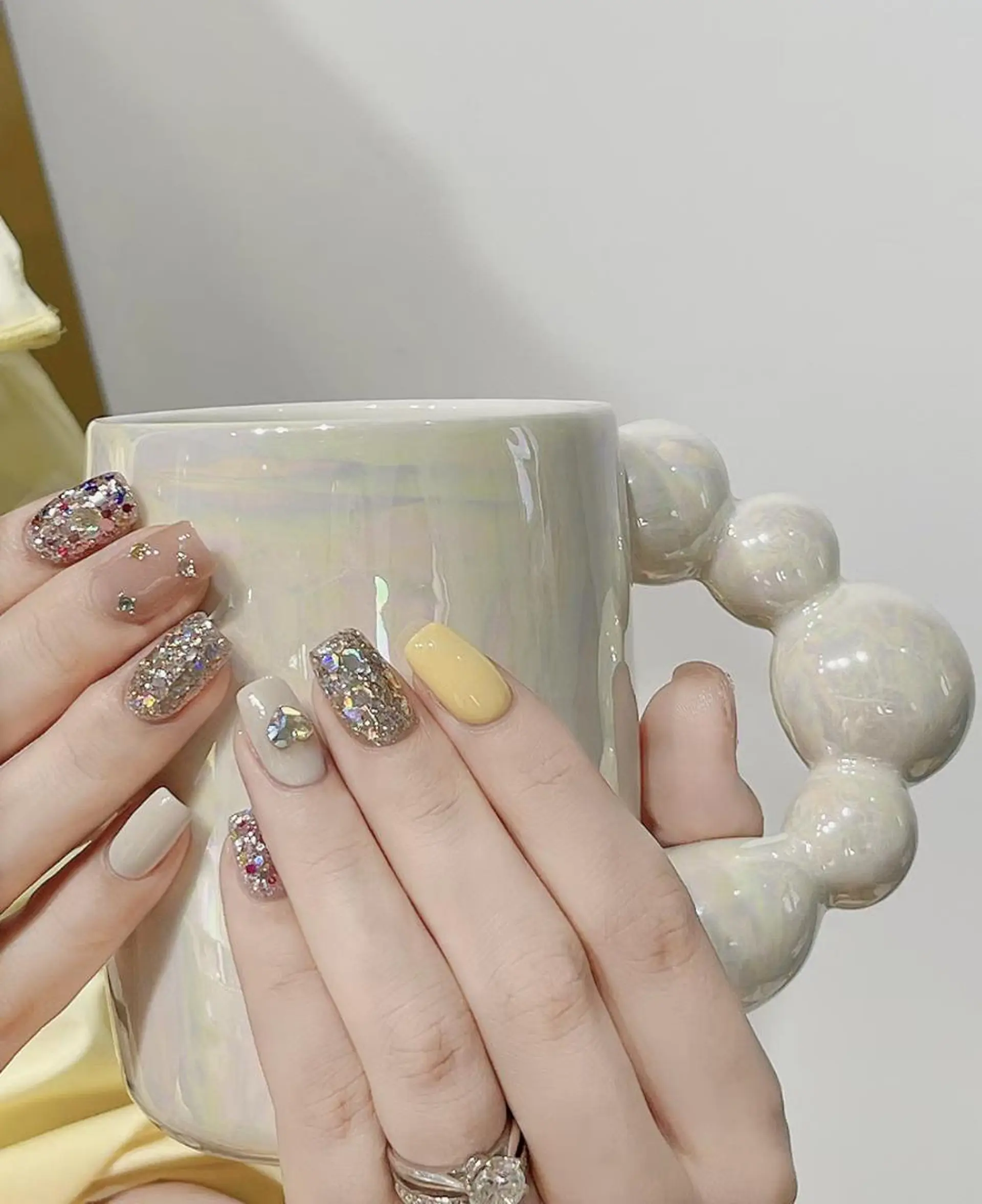 ネイル RAFFINE haru🦋🩵のネイルデザイン