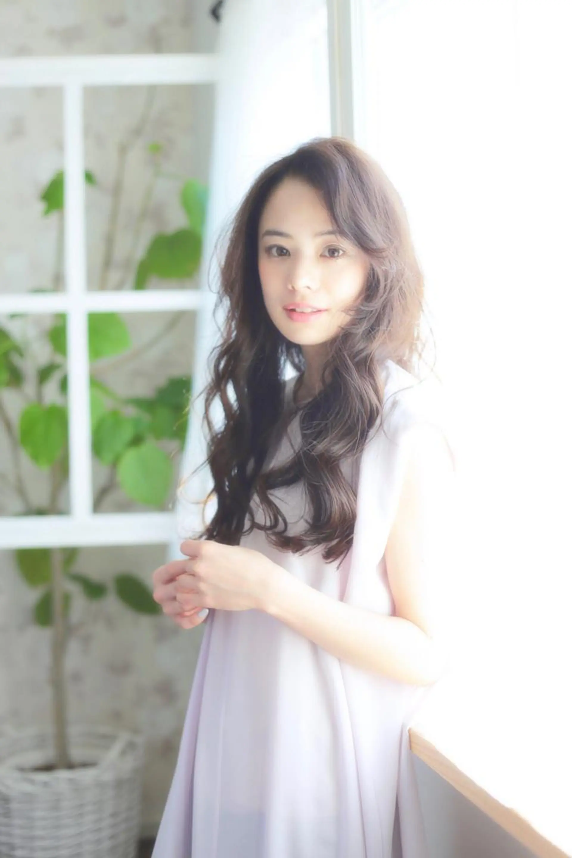 ミディアム 松島 涼花のヘアスタイル