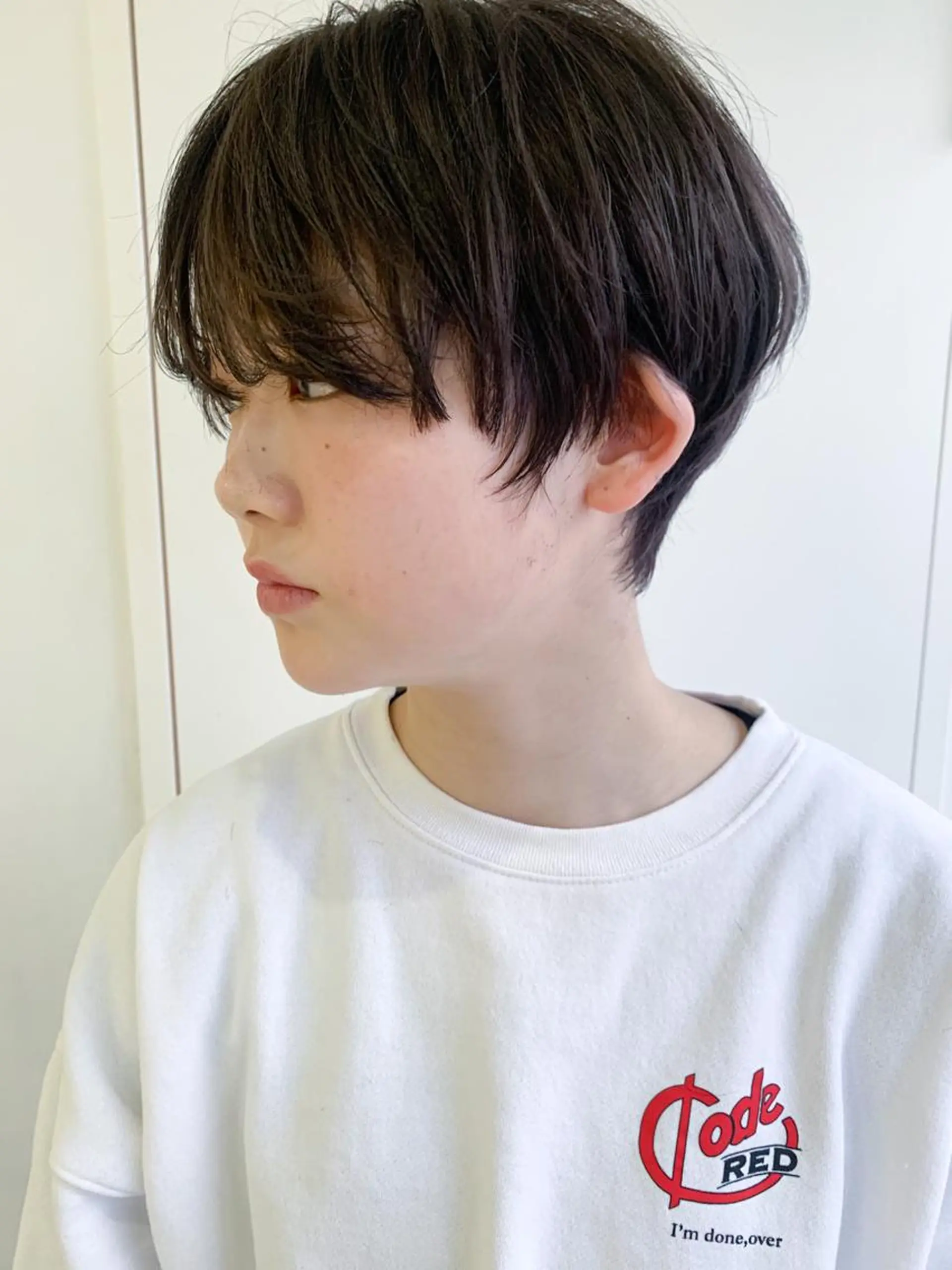 ショート nuu所属・💜ショート💜 ウルフ、ボブ二色亜美のヘアスタイル