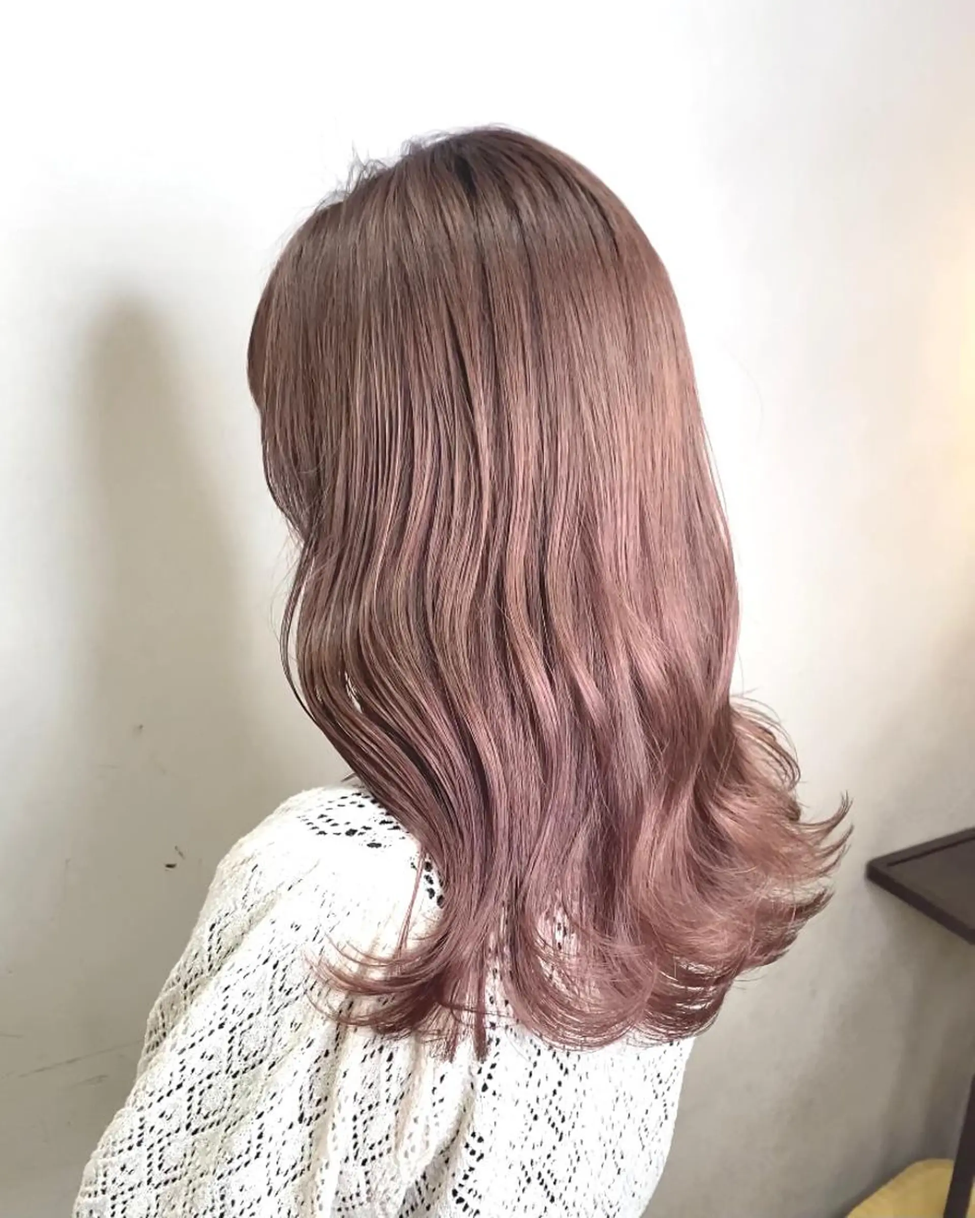 セミロング カラー 高槻No.1🇰🇷 韓国ヘア　橋口陽太のヘアスタイル