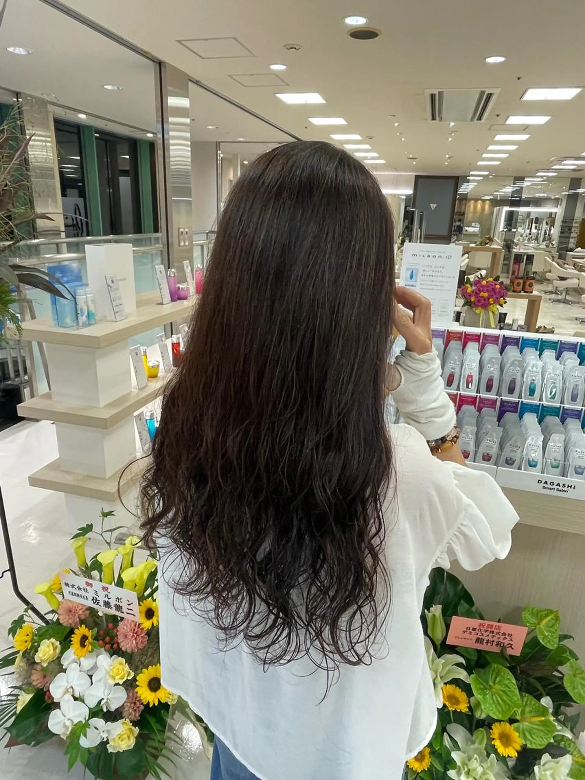 ロング パーマ 暖色レイヤー 🥀REIRIのヘアスタイル