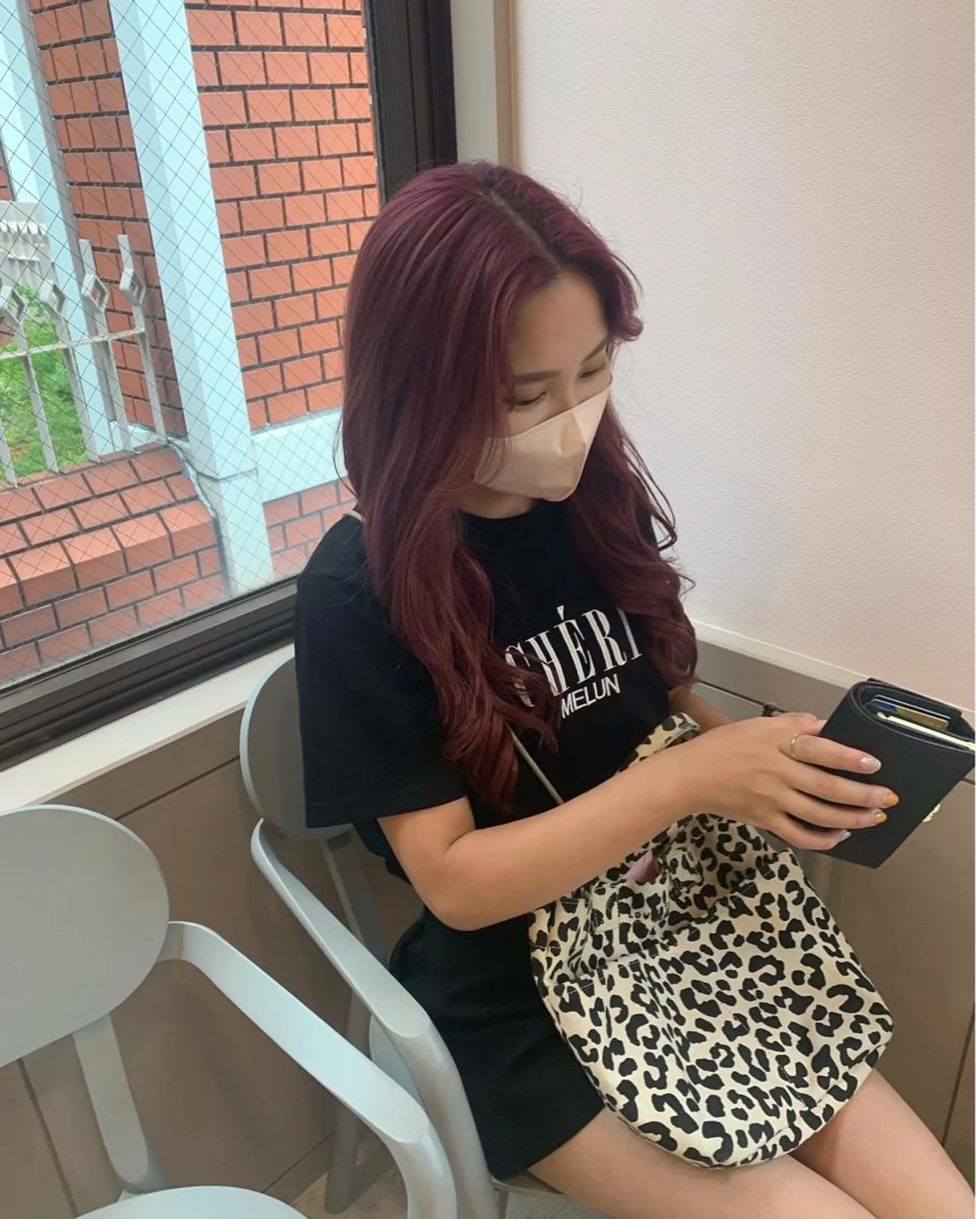 カラー ピンクカラー rio .のヘアスタイル