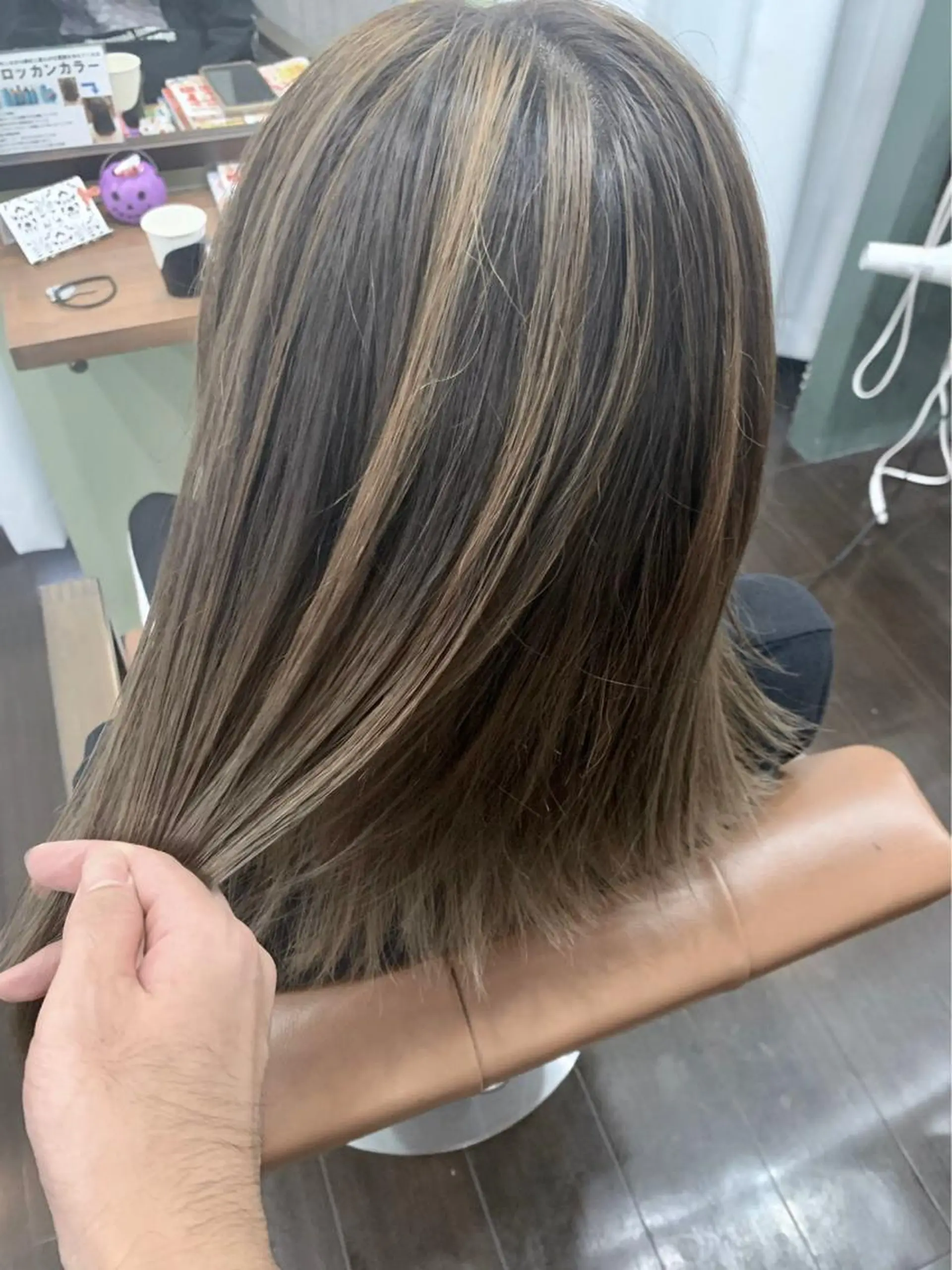 ミディアム カラー ヘアカラー ブリーチ毛に縮毛矯正 ✨カラー✨山田 正幸のヘアスタイル