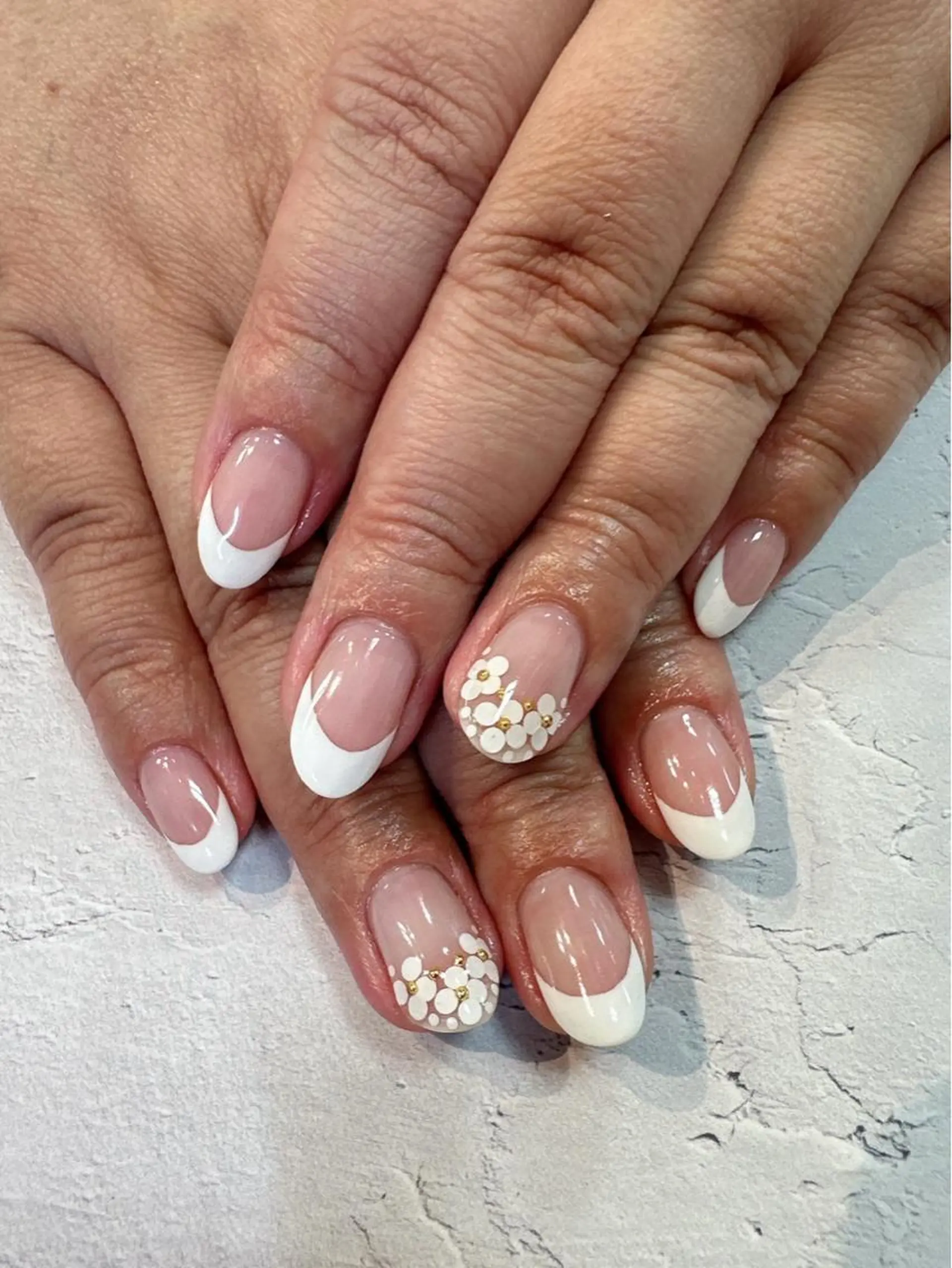 ネイル フレンチネイル ハンドネイル nailist SATO【銀座】のネイルデザイン