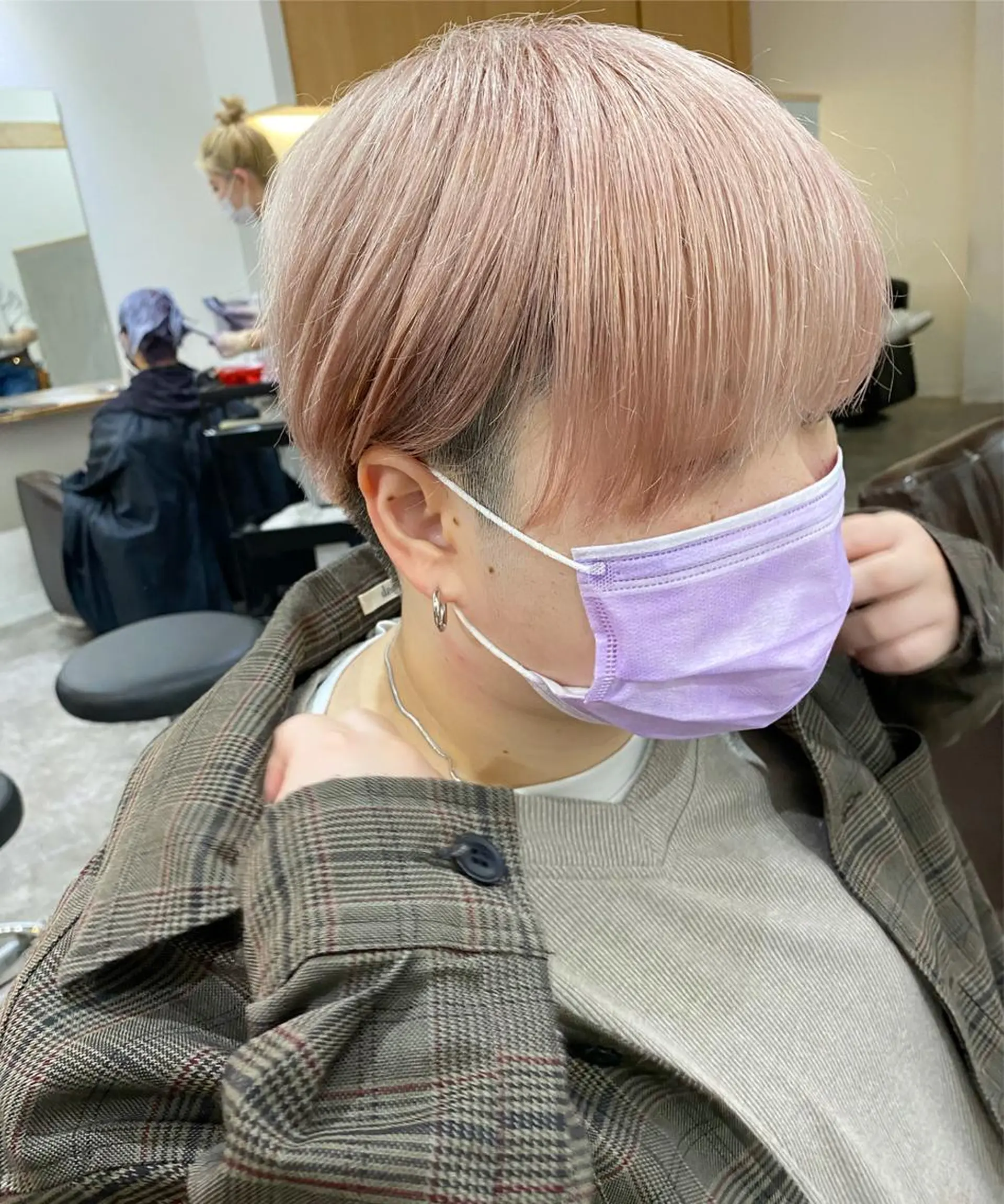 ショート カラー パーマ ヘアアレンジ メンズ キッズ ネイル マツエク・マツパ ピンクカラー カラーマツエク ピンク ヘアカラー 森貴裕/ベージュ/ パーマ/オリーブのヘアスタイル