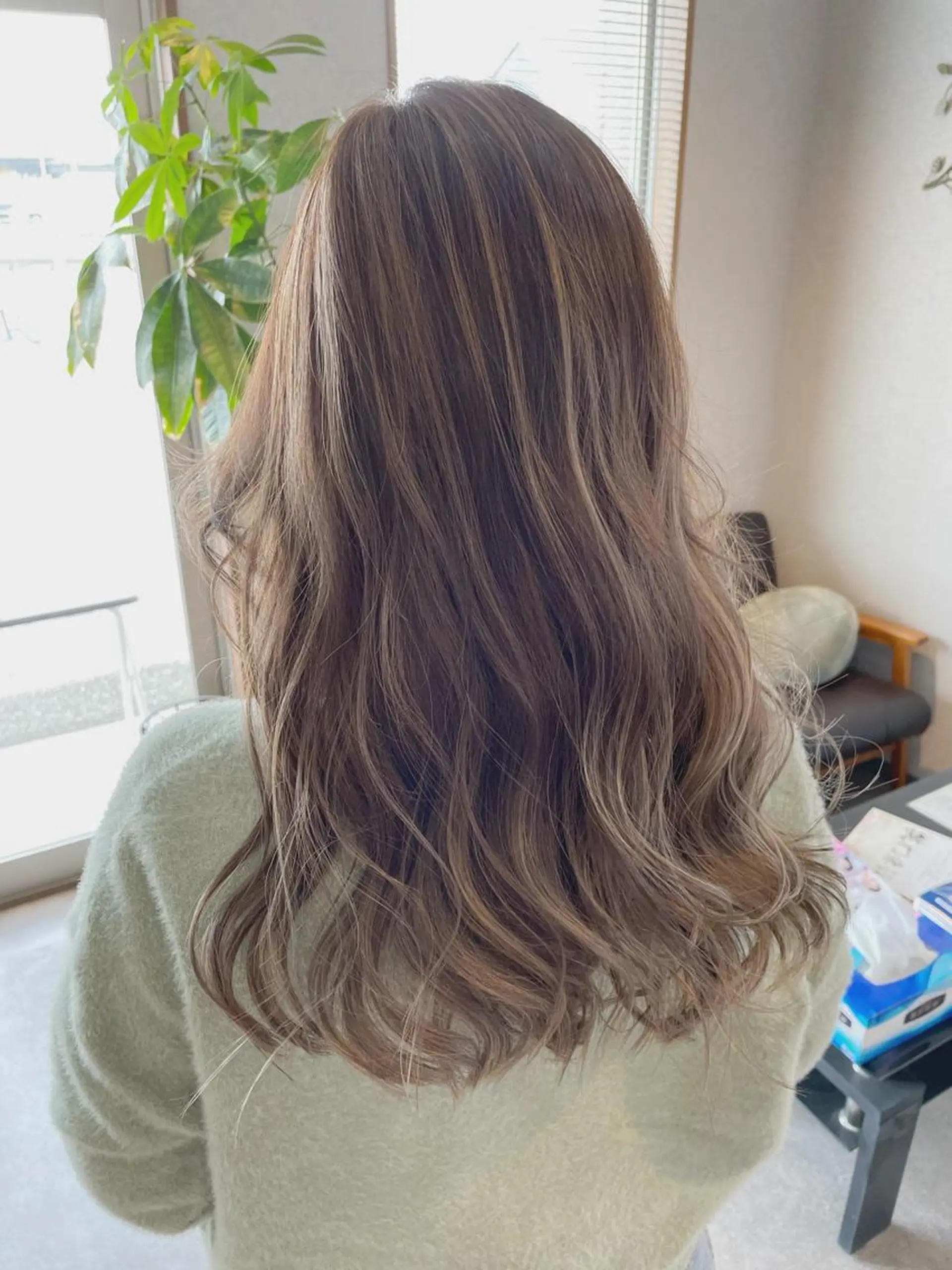 セミロング カラー カット ヘアカラー パーマ 山本 貴弘のヘアスタイル