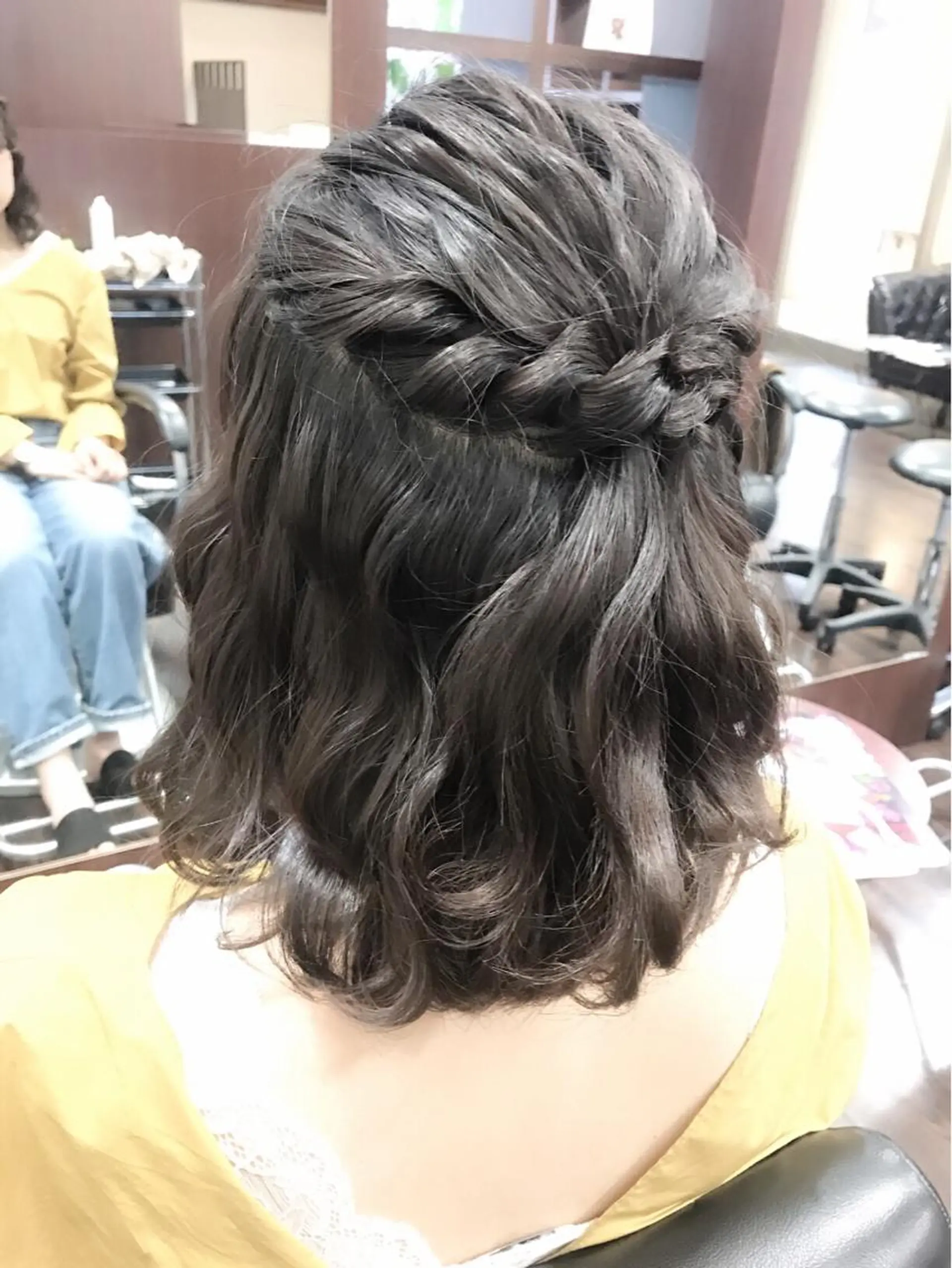 ミディアム ヘアアレンジ 沢田 瞳のヘアスタイル
