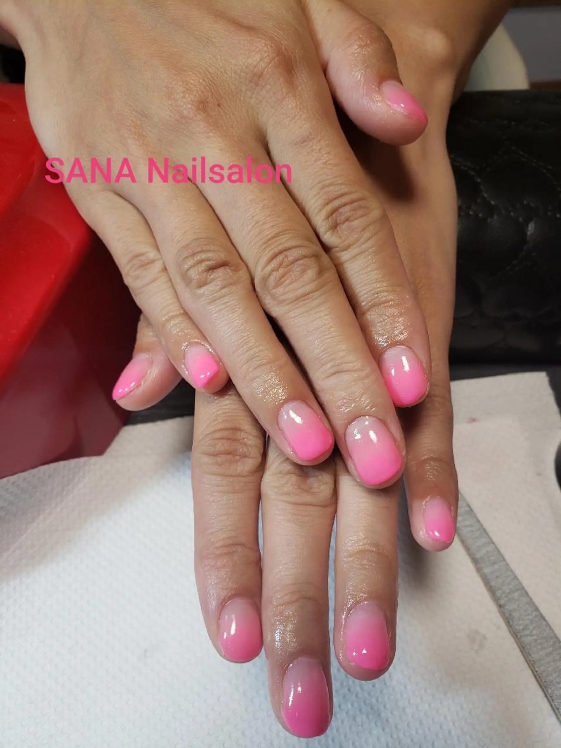 ネイル グラデーション ピンク SanaNailsalon所属・Sana Nailsalonのネイルデザイン