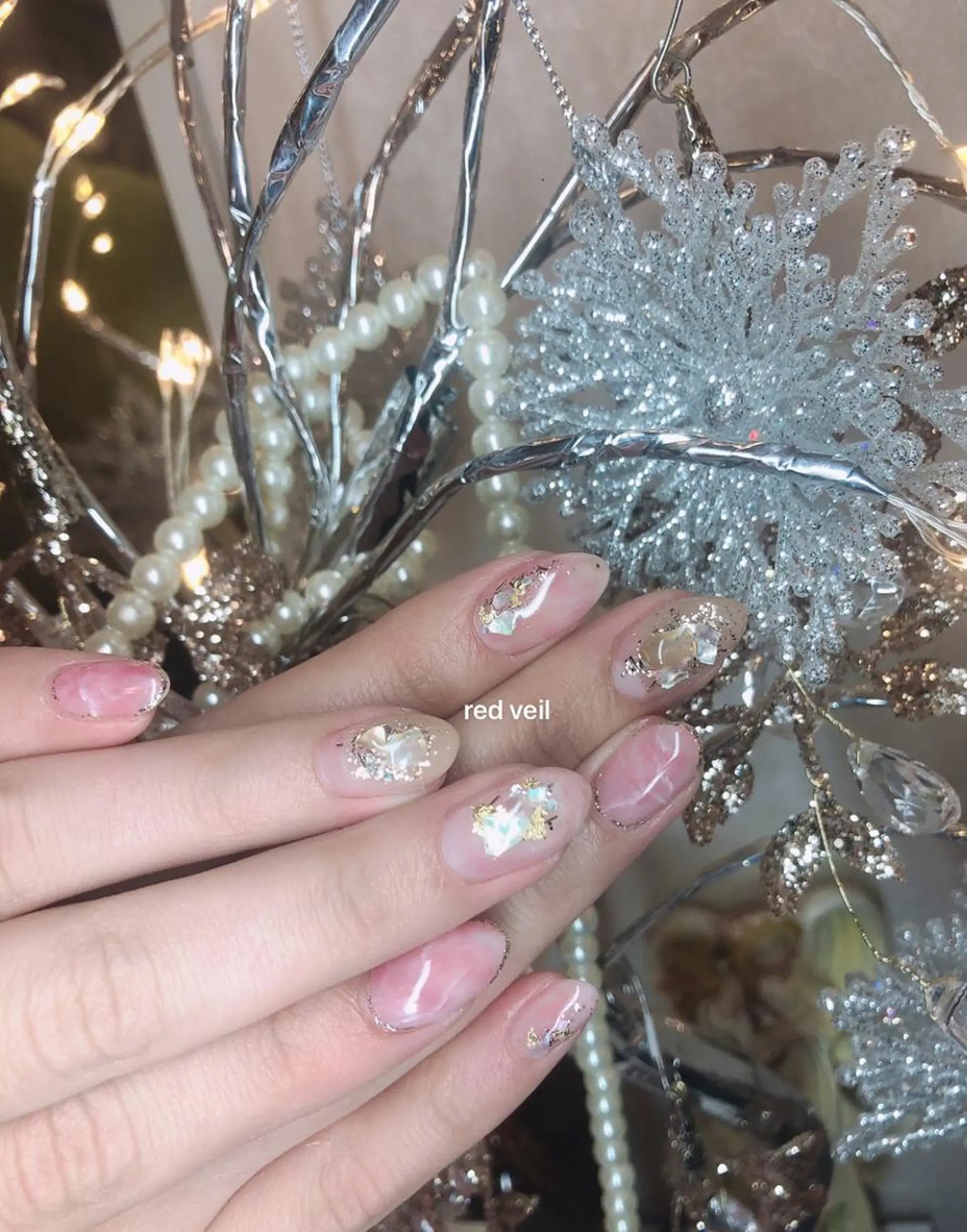 ミディアム ネイル 長さ出し専門 nynaのネイルデザイン