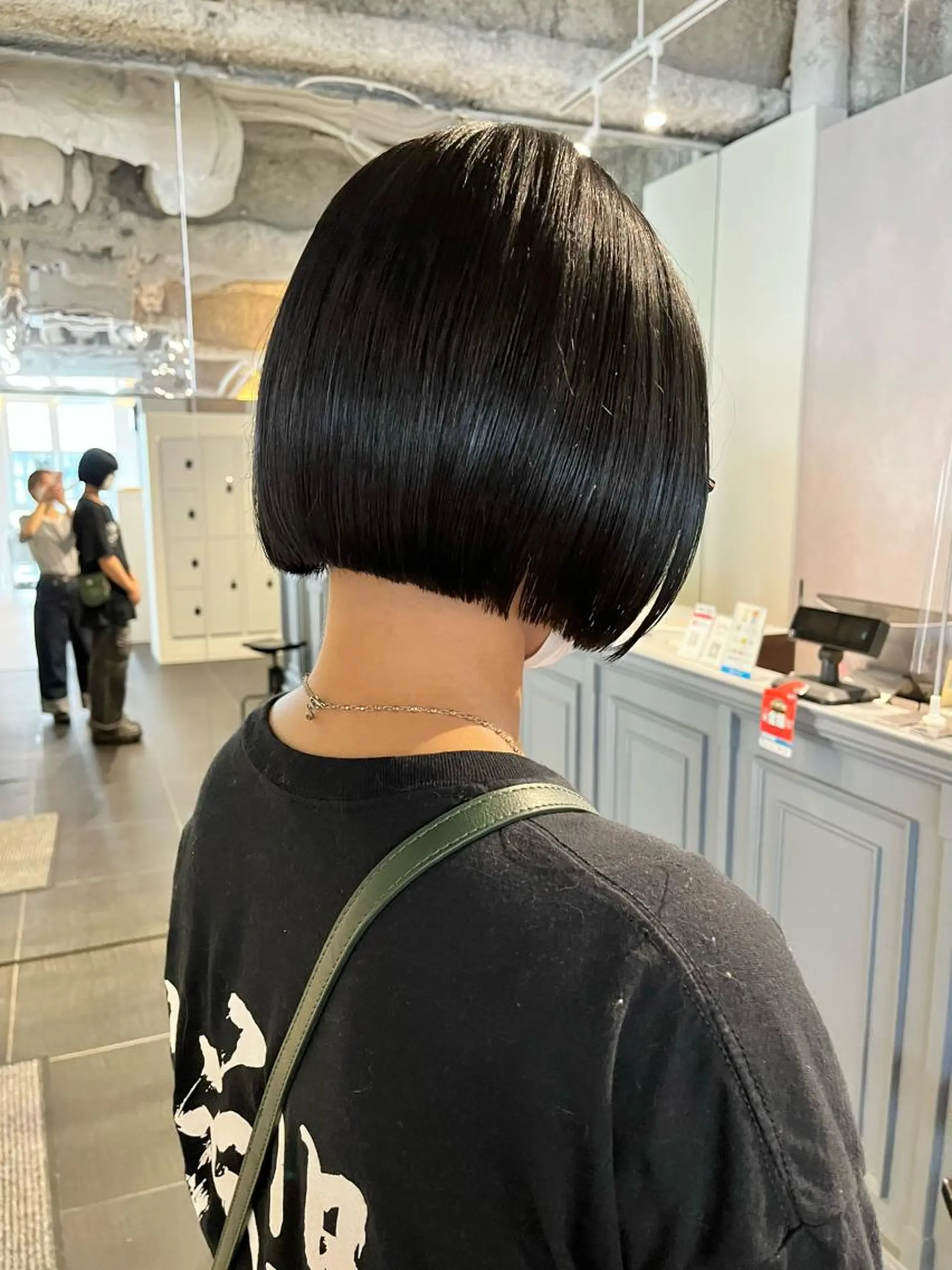 ショート カラー 切りっぱなしボブ 黒髪 ブルーカラー ブルーブラック 透明感カラー カット ヘアカラー ショート/パーマ/ カラー/FUKOのヘアスタイル
