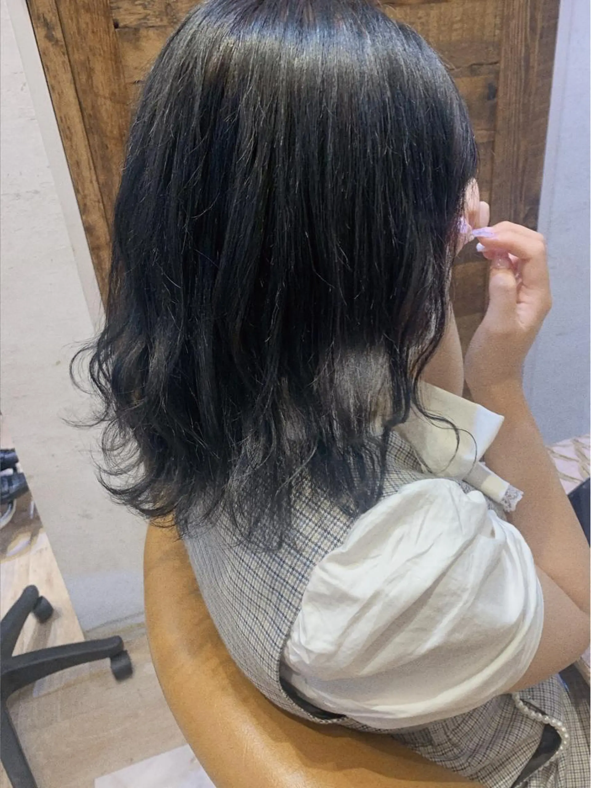 セミロング 川井麻由🎀アイドル 量産🎀ピンクカラーのヘアスタイル