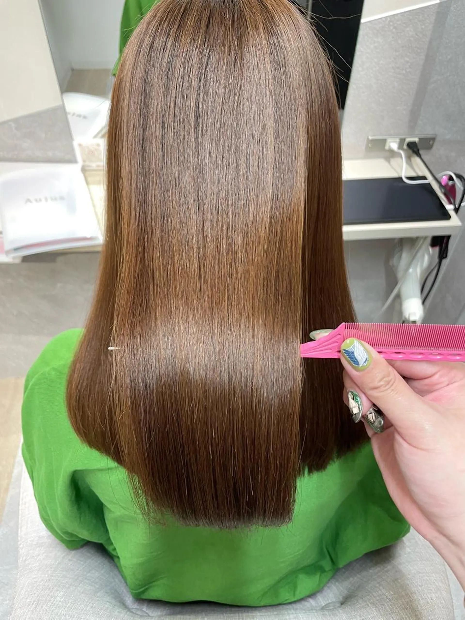 セミロング トリートメント 西 めぐみのヘアスタイル