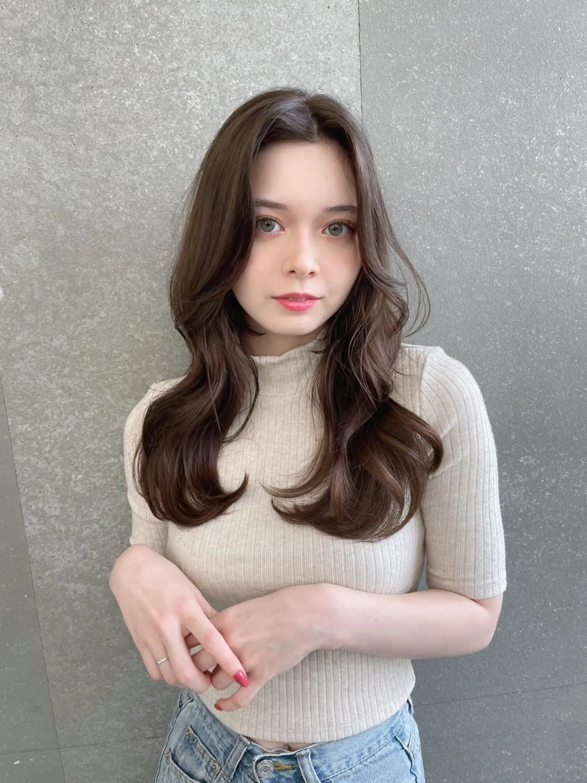 セミロング カット ヘアカラー トリートメント 山本翔一郎 韓国顔周りレイヤーのヘアスタイル