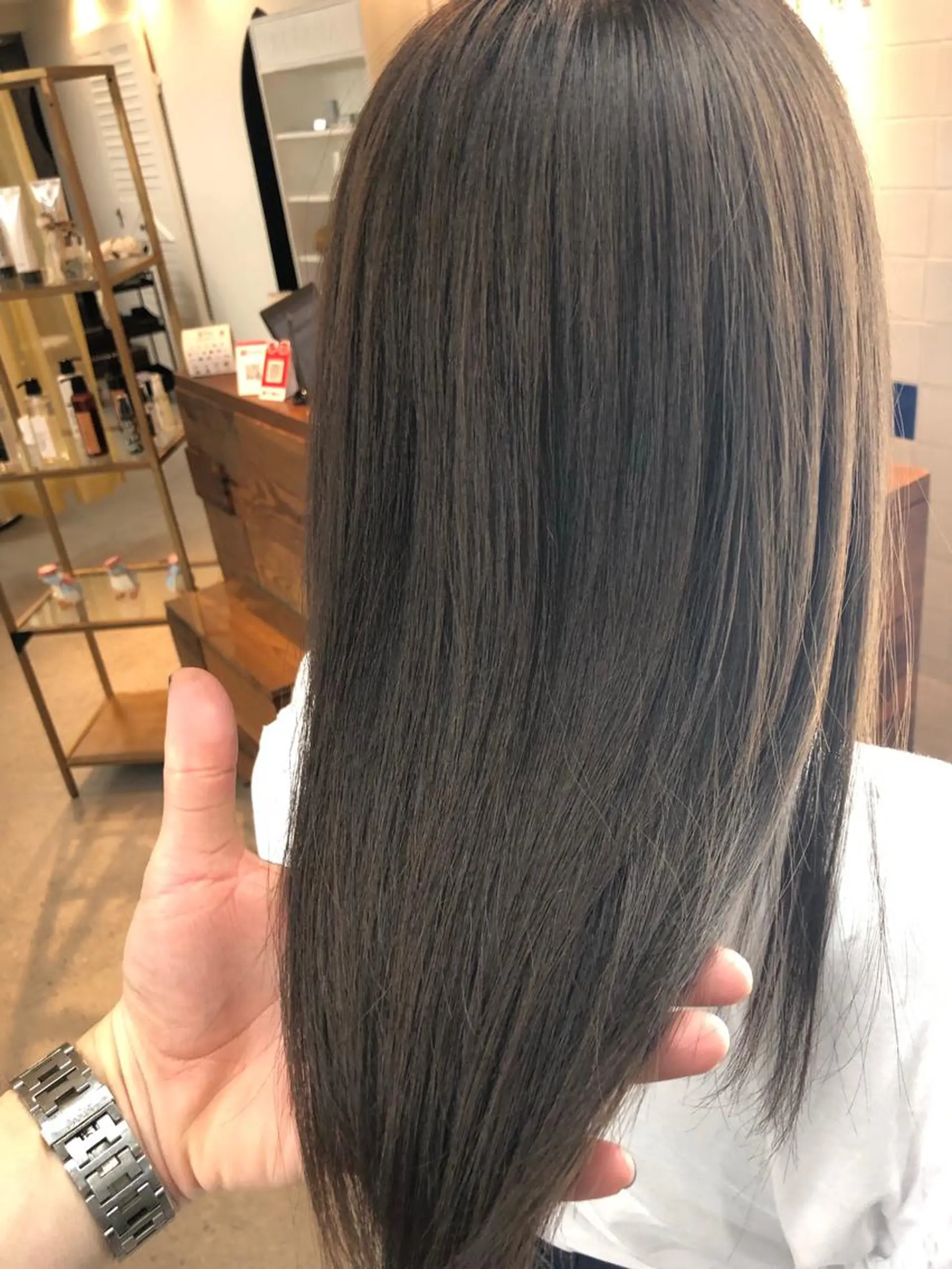 セミロング トリートメント カット ヘアカラー [仙台髪質改善]小原 弘之のヘアスタイル