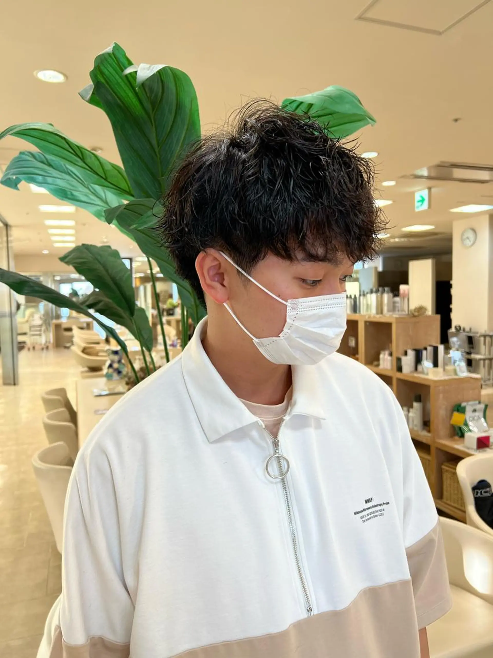 ショート パーマ メンズ メンズパーマ カット パーマ トリートメント ヘアセット ハイトーン/ウルフ /レイヤー/坂野幸伸のヘアスタイル