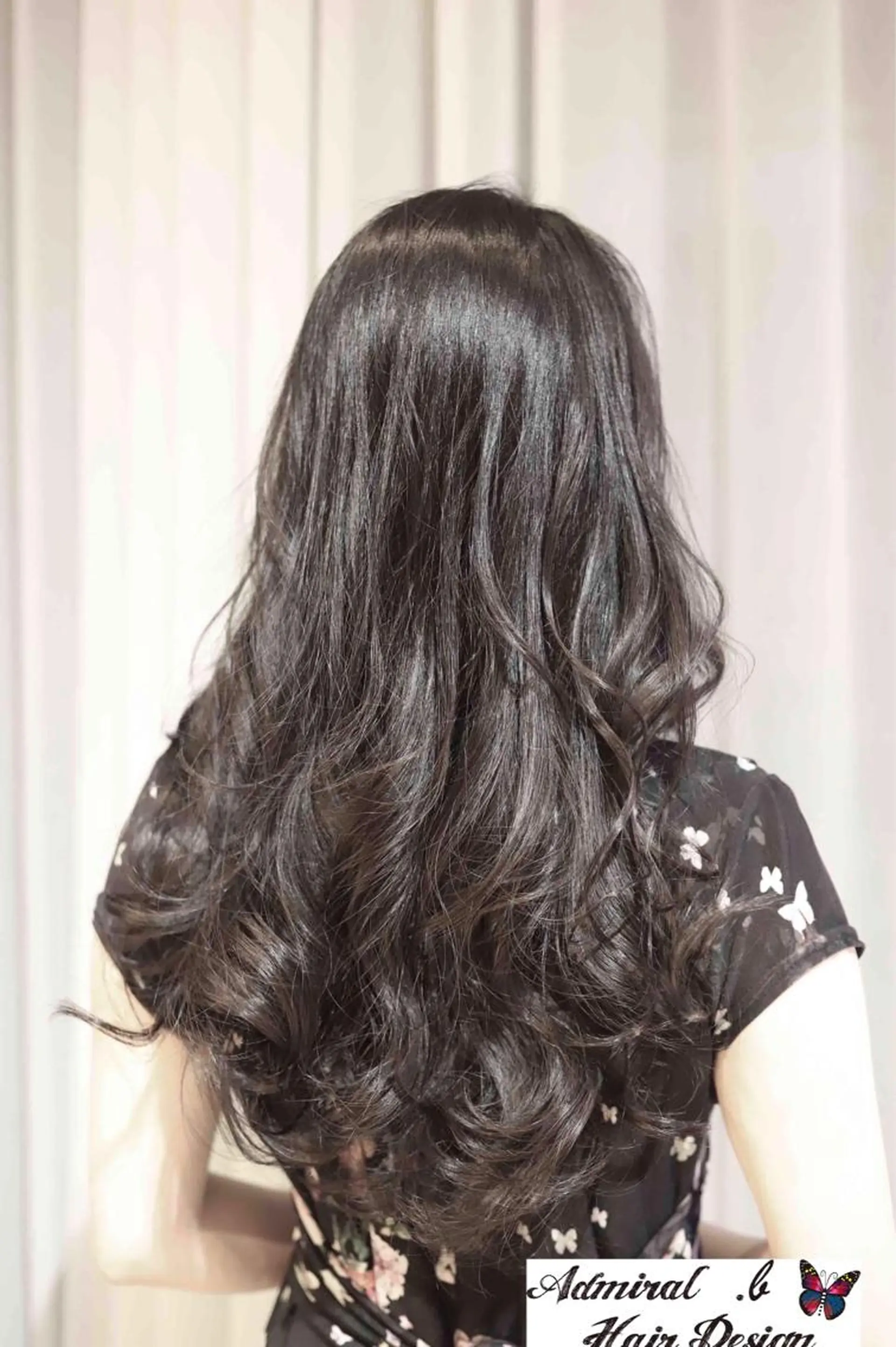 ロング カラー グレージュ ロング アドミラルYoshi oのヘアスタイル