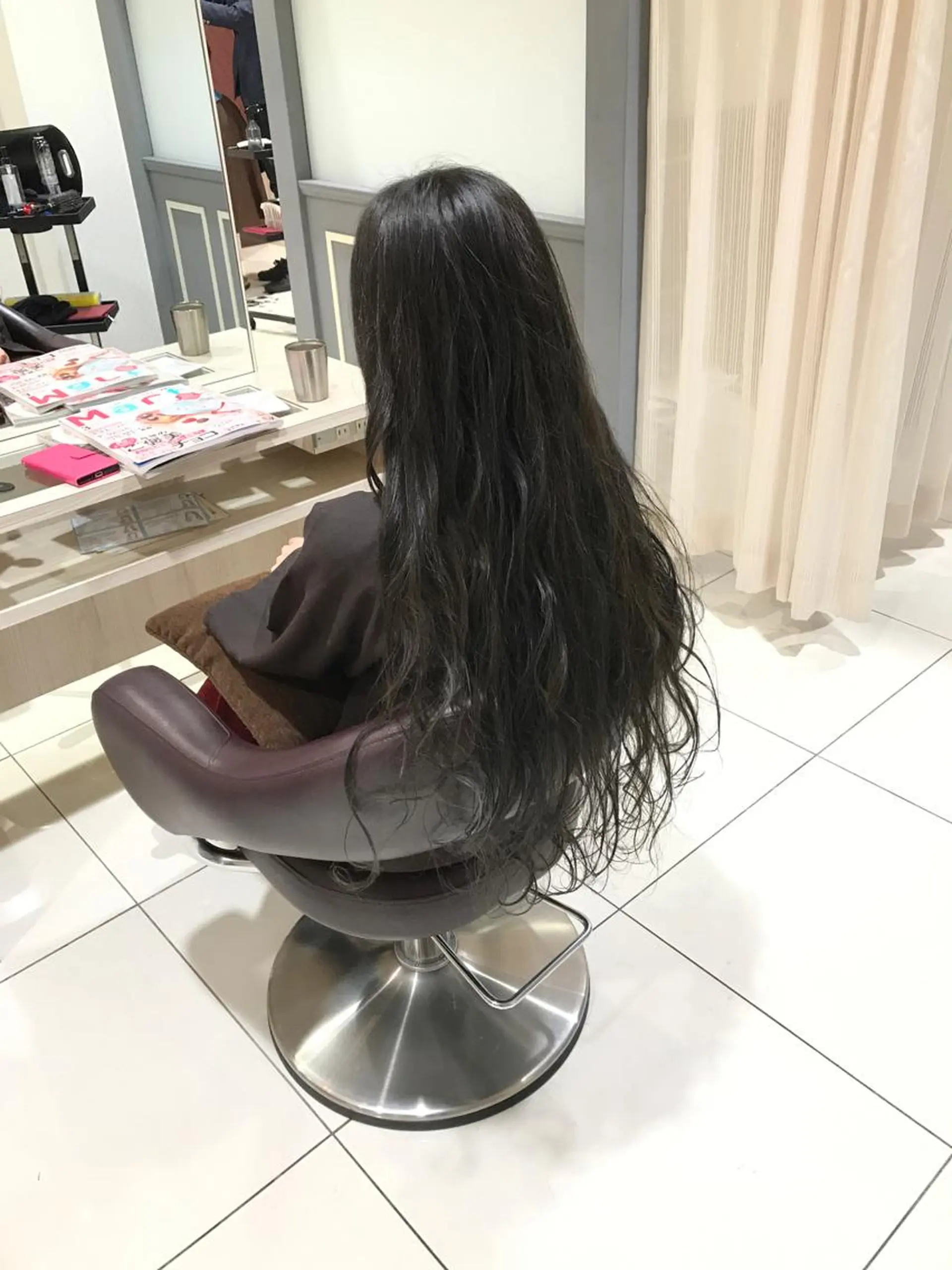 ロング カラー グレージュ ロング 豊田 恭平のヘアスタイル