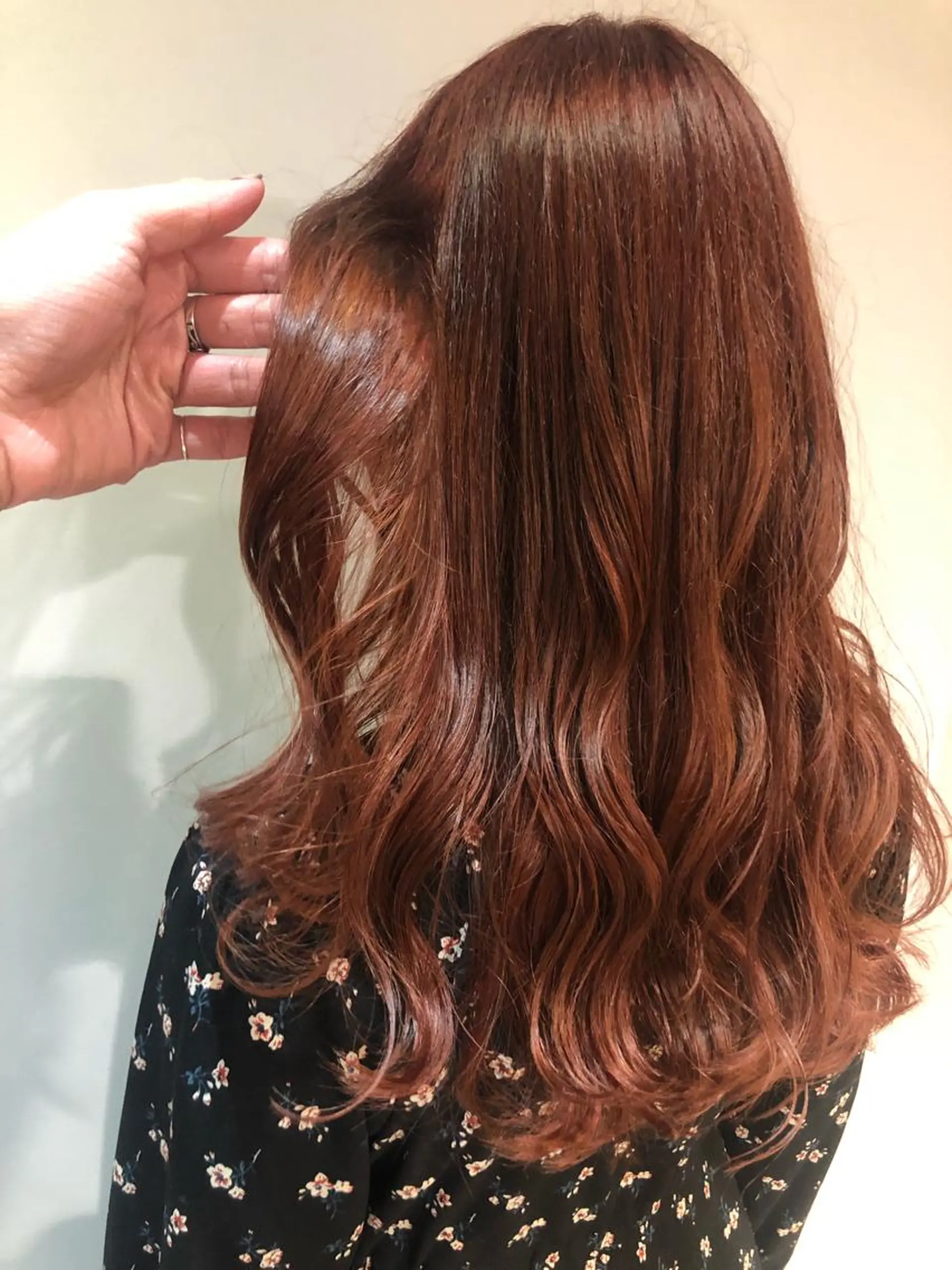 ロング カラー ブリーチ ケアブリーチ ピンクカラー カット ヘアカラー トリートメント scene.池袋所属・scene. haraのヘアスタイル