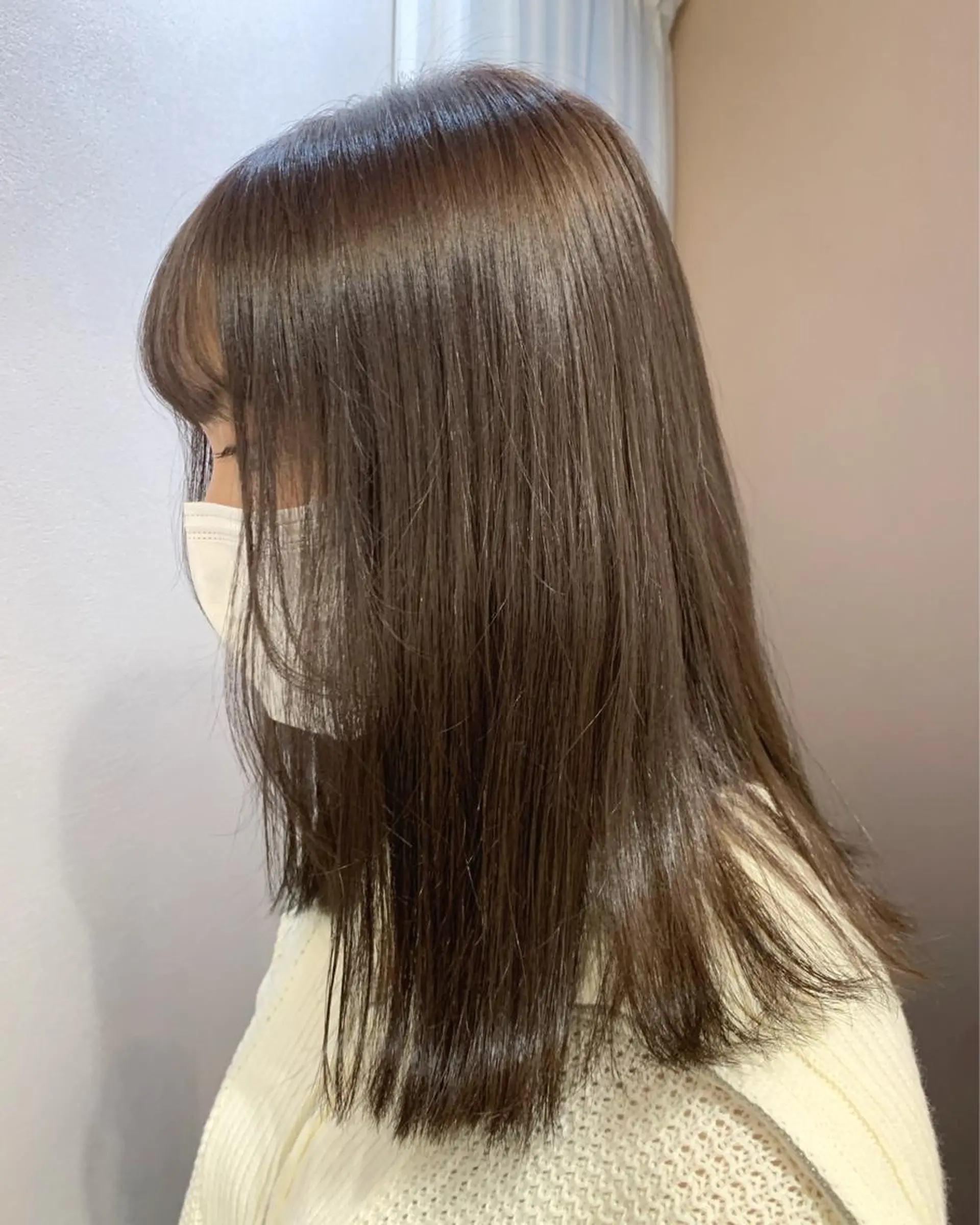 セミロング カラー グレージュ ラベンダーカラー ラベンダーグレージュ ラベンダーグレー カット ヘアカラー トリートメント hub hair レイヤー/透明感のヘアスタイル