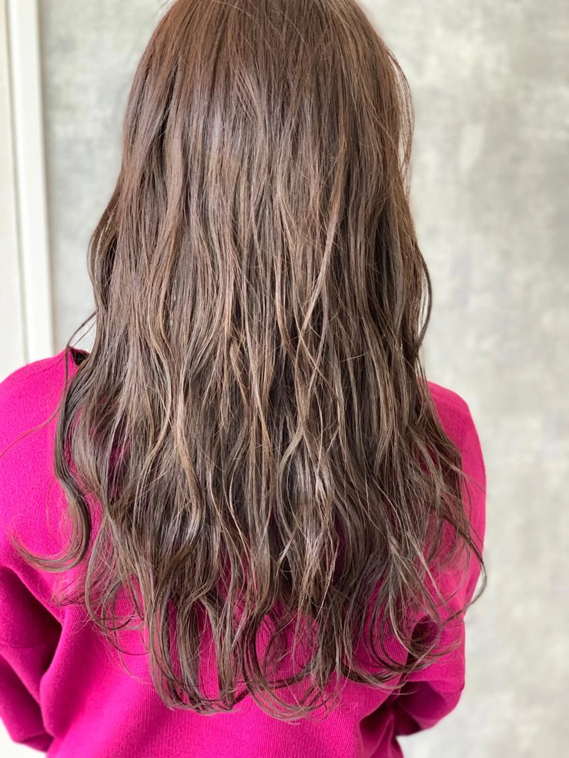 ロング カラー グレージュ カット ヘアカラー トリートメント LUXBE LUCE那覇イオン店所属・LUXBE LUCEのヘアスタイル