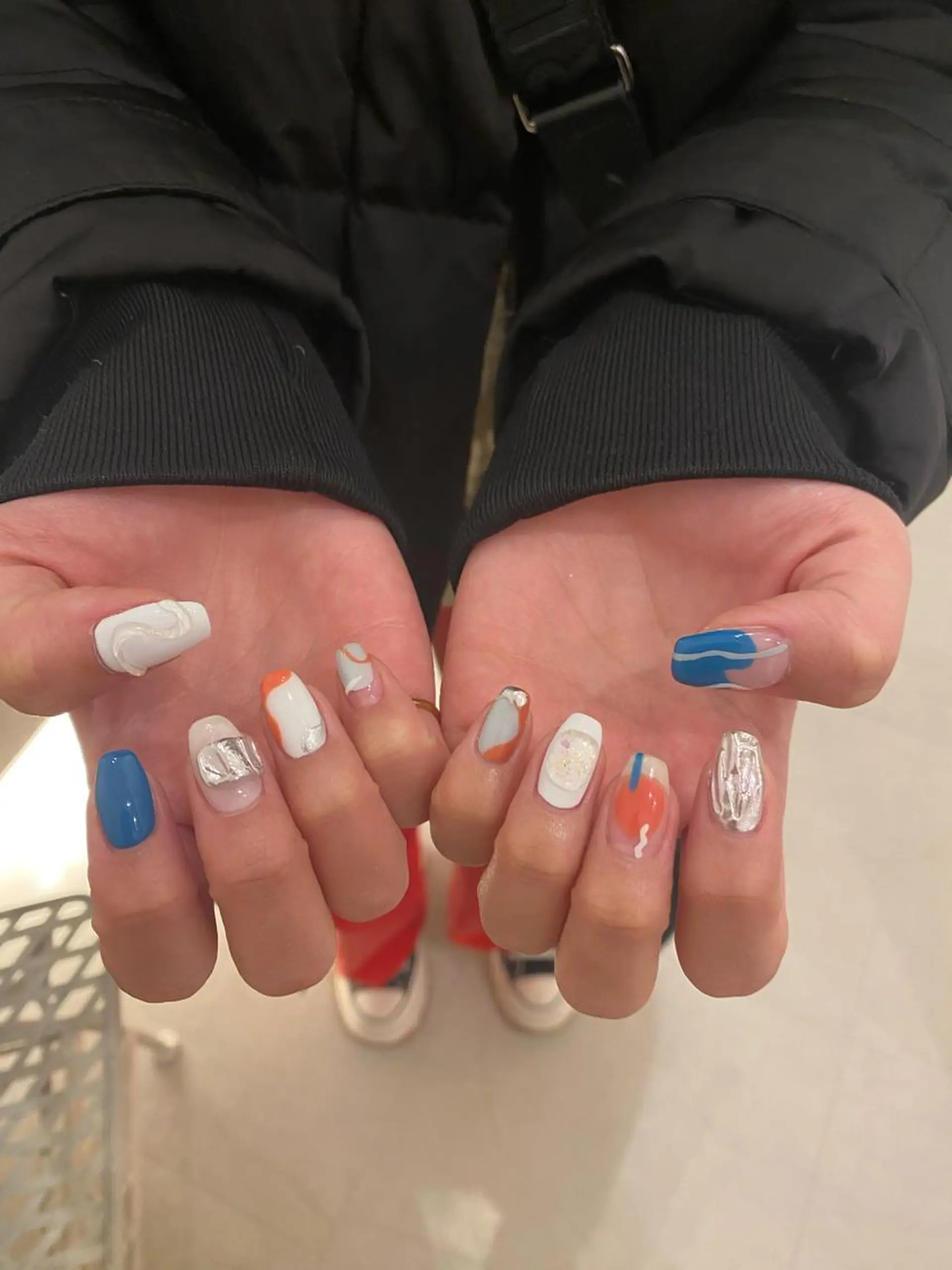 ネイル ネイル&アイ　QUEEN&CRIMSON所属・眉WAX/ピーリング ホワイトニングの眉毛・アイブロウイメージ