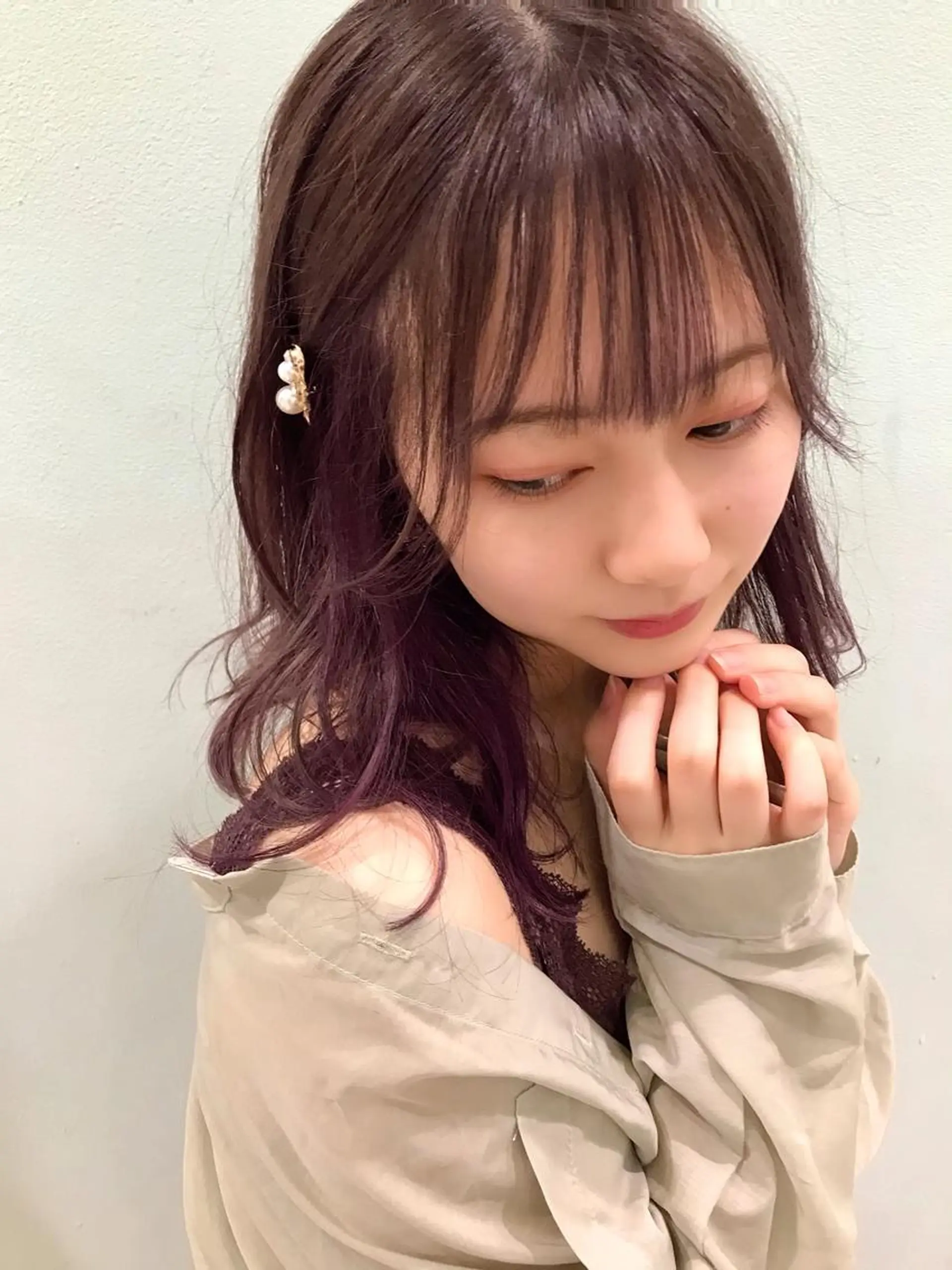 セミロング カラー ヘアアレンジ インナーカラー ピンクカラー ピンクパープル パープルカラー 佐藤 魁人のヘアスタイル