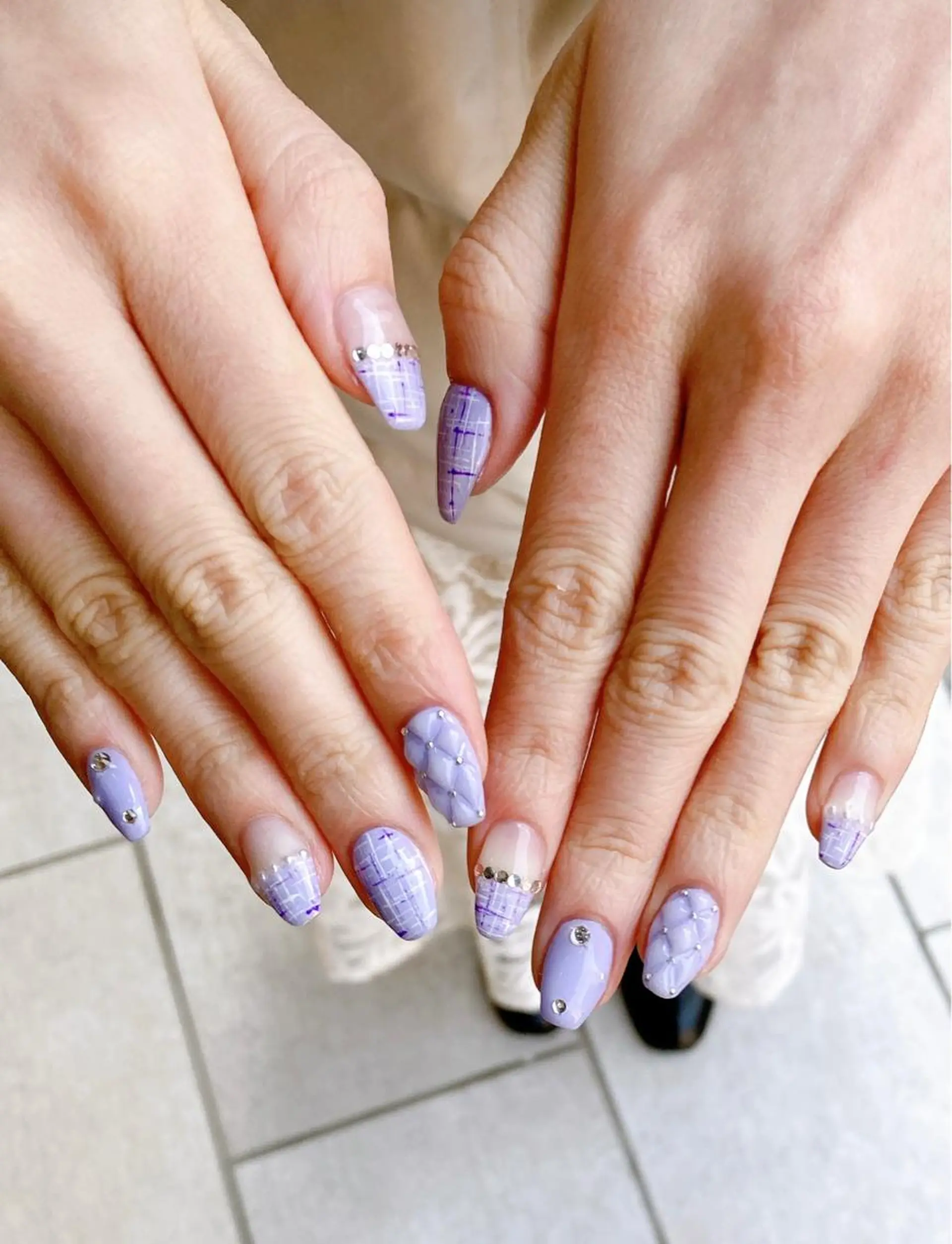 ネイル ハンドネイル Nest 平出のネイルデザイン