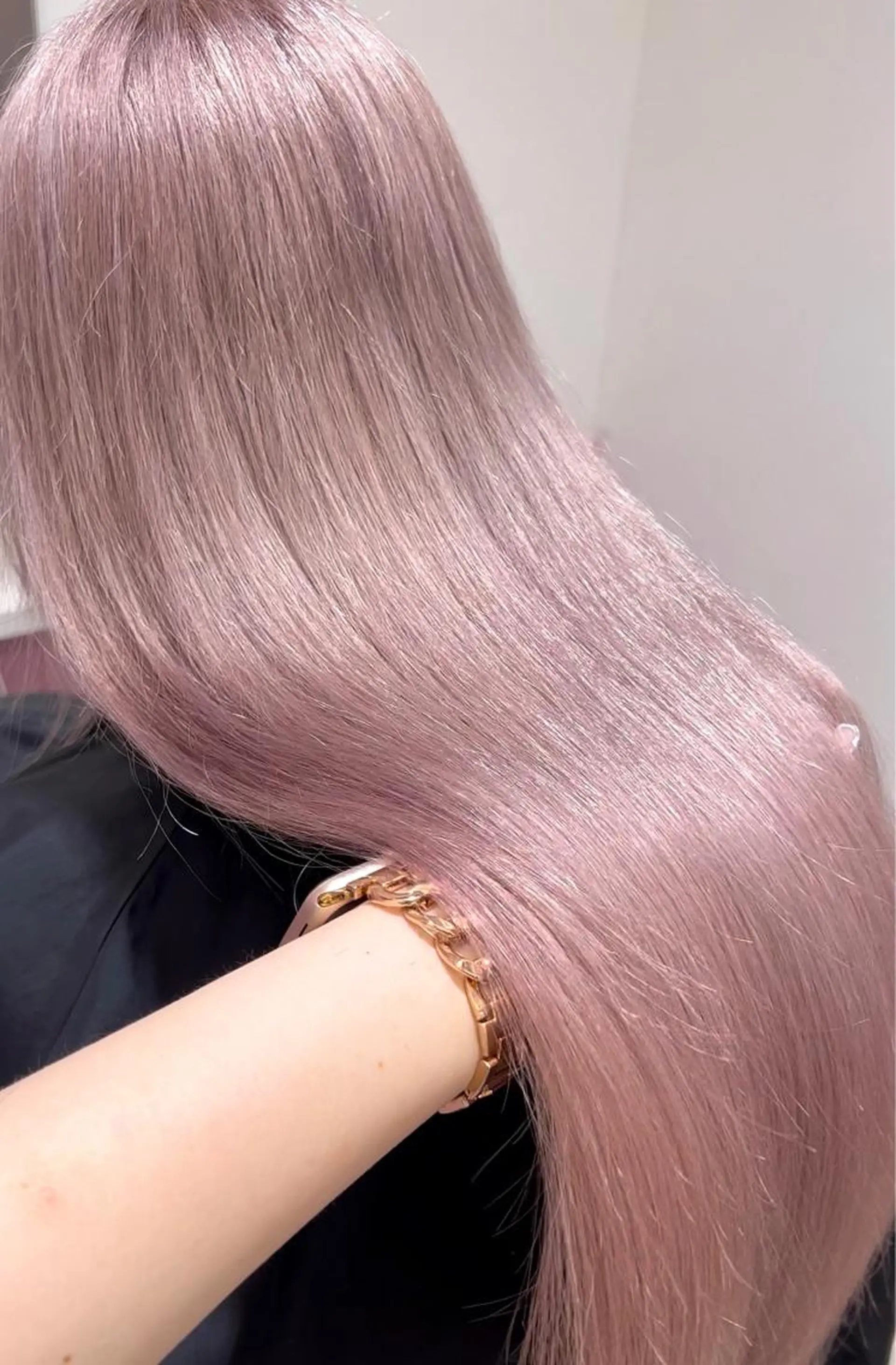 ロング ハイトーン♡ブリーチ ♡エクステ♡nanaのヘアスタイル