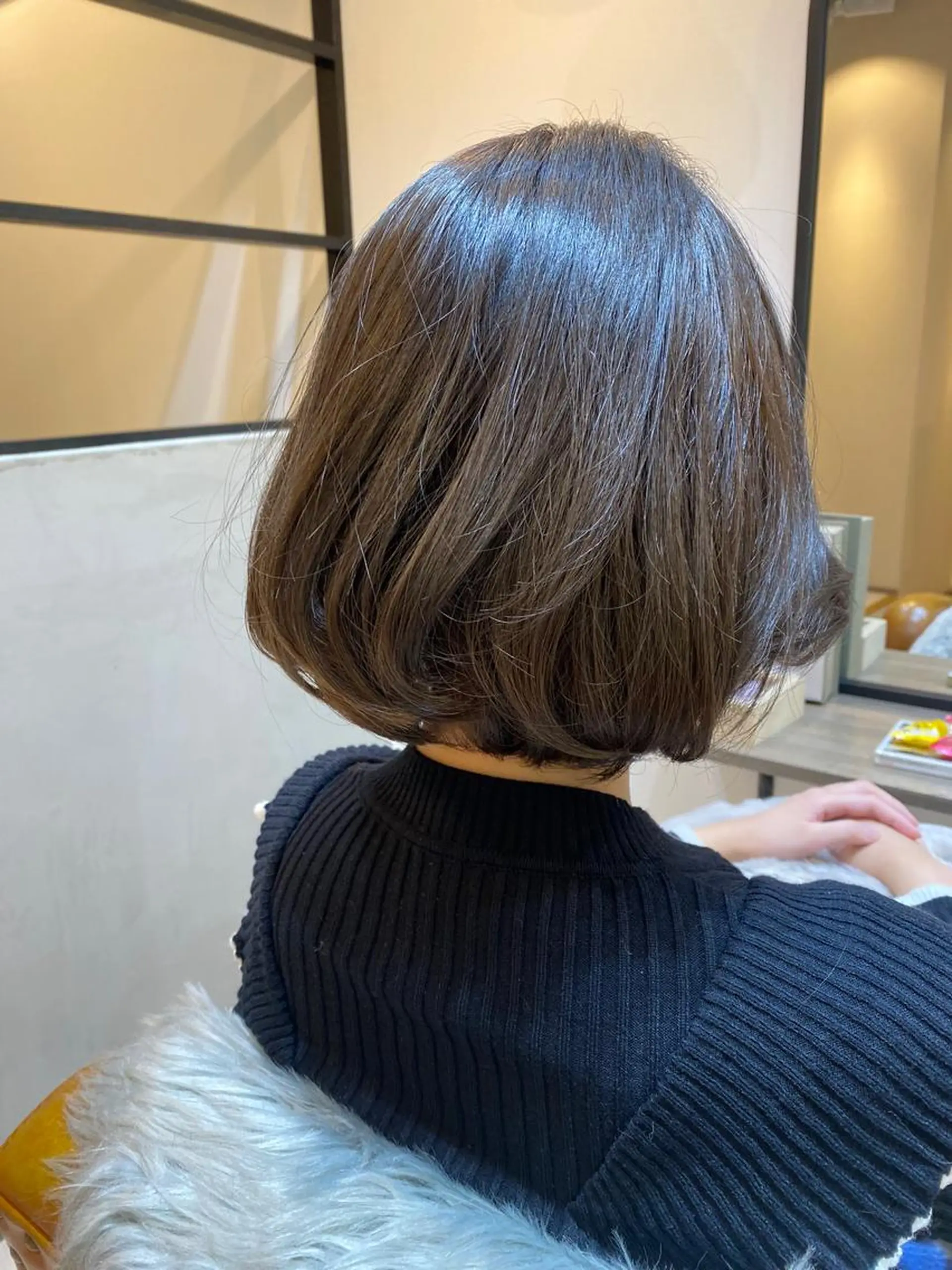 ショート 小山 ヨシタカのヘアスタイル