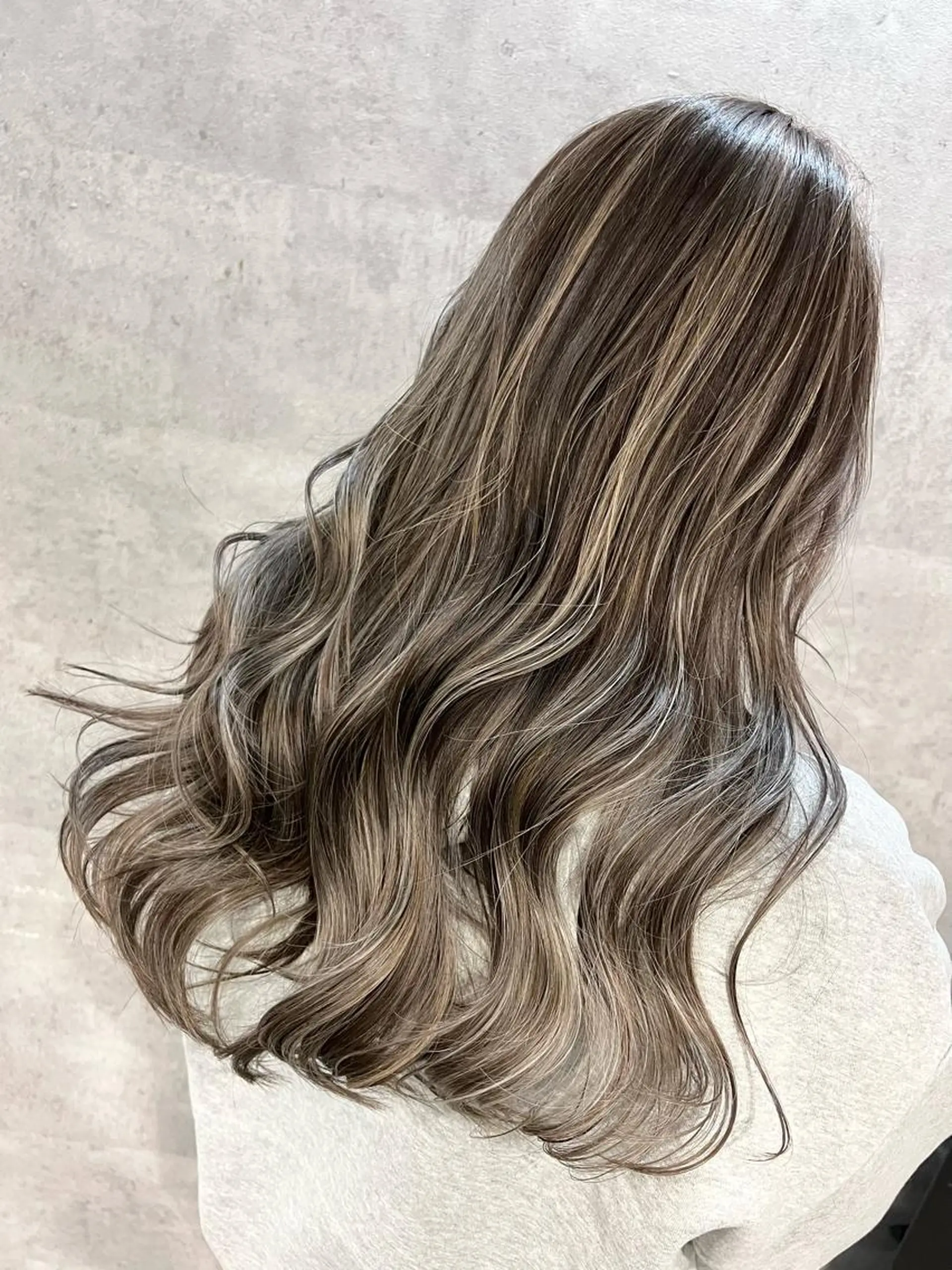 ロング ヘアカラー トリートメント Bear(ベア)所属・KYOKO 【Bear】のヘアスタイル