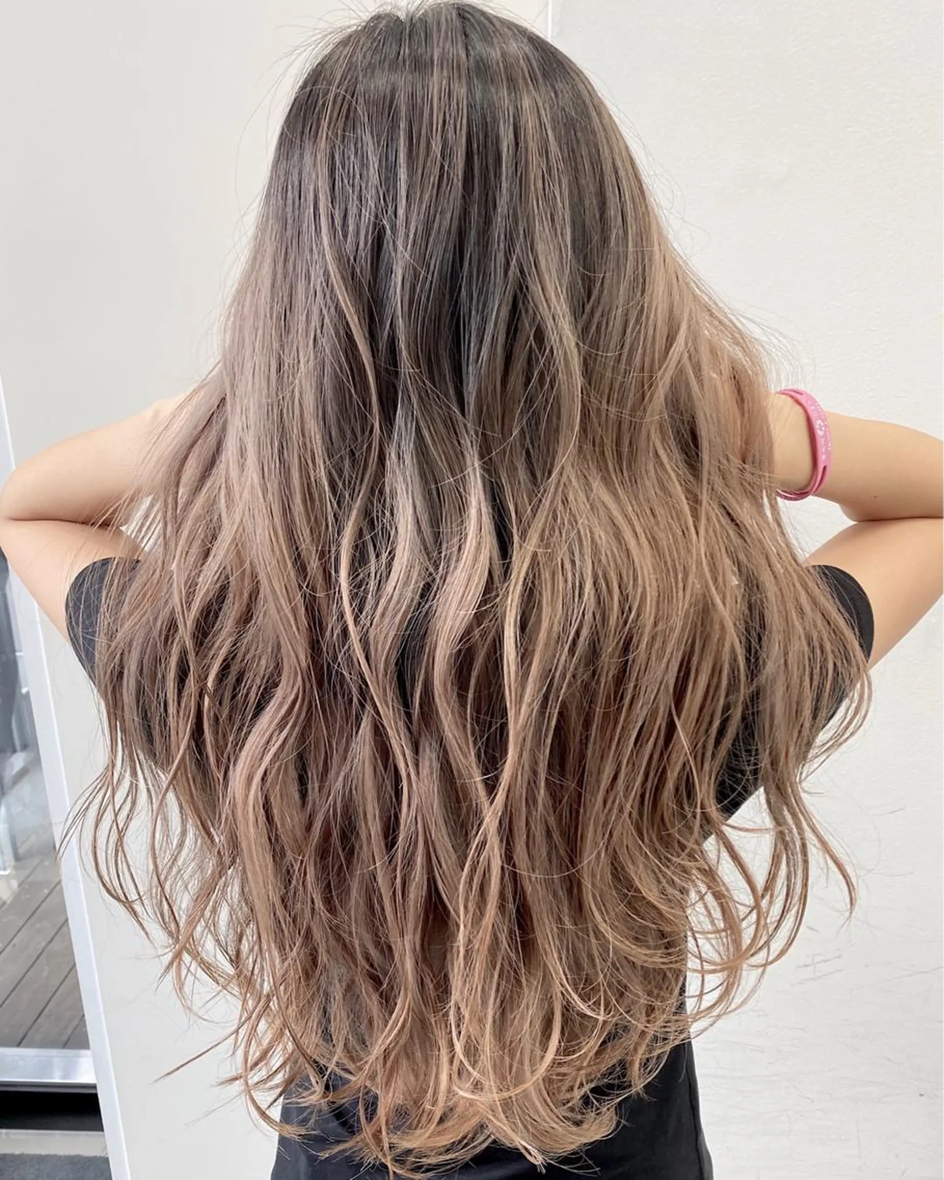 ロング カラー ヘアアレンジ 透明感カラー ハイライトカラー ハイライト 【公式】amble luxe池袋東口🩷のヘアスタイル